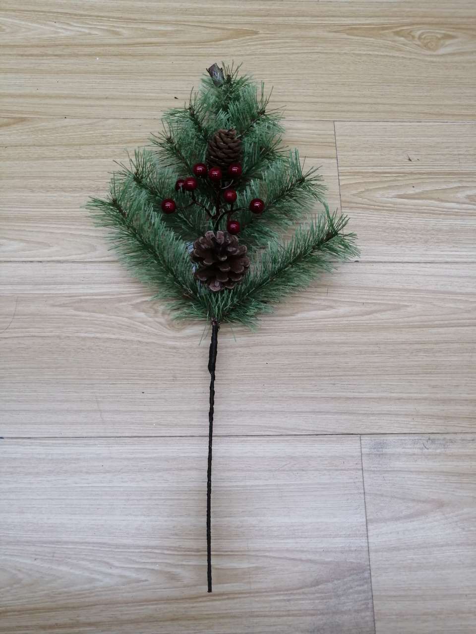 Ice strip Red fruit vine powder single white fruit forked fruit simulation plant 55555