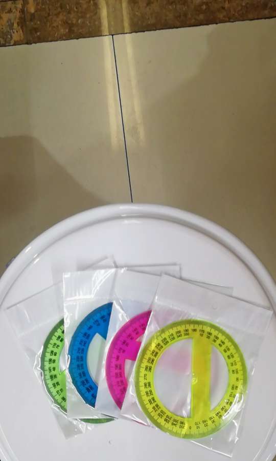 10cm protractor, mixed in four colors details Picture
