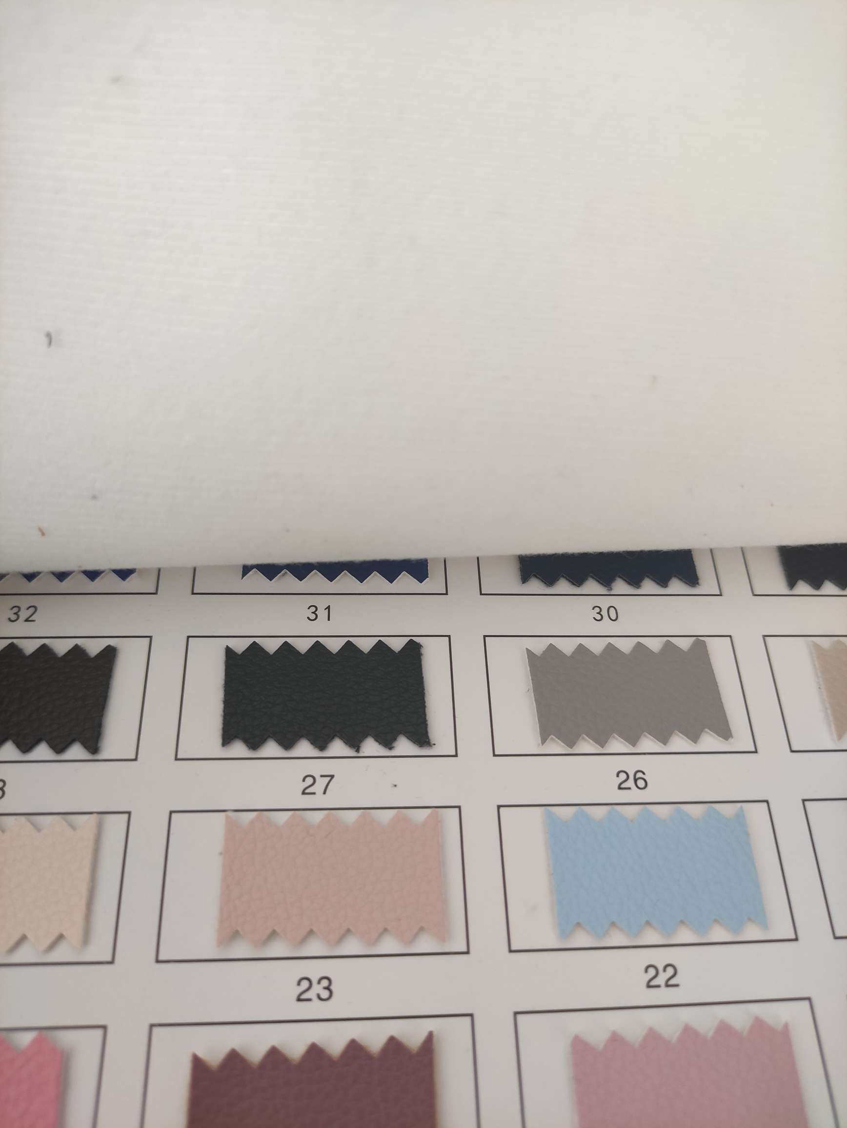 Classic lychee leather fabric in large stock, high, medium and low grade, factory direct sales, best-selling new high, medium and low grade bags in large stock Specification image