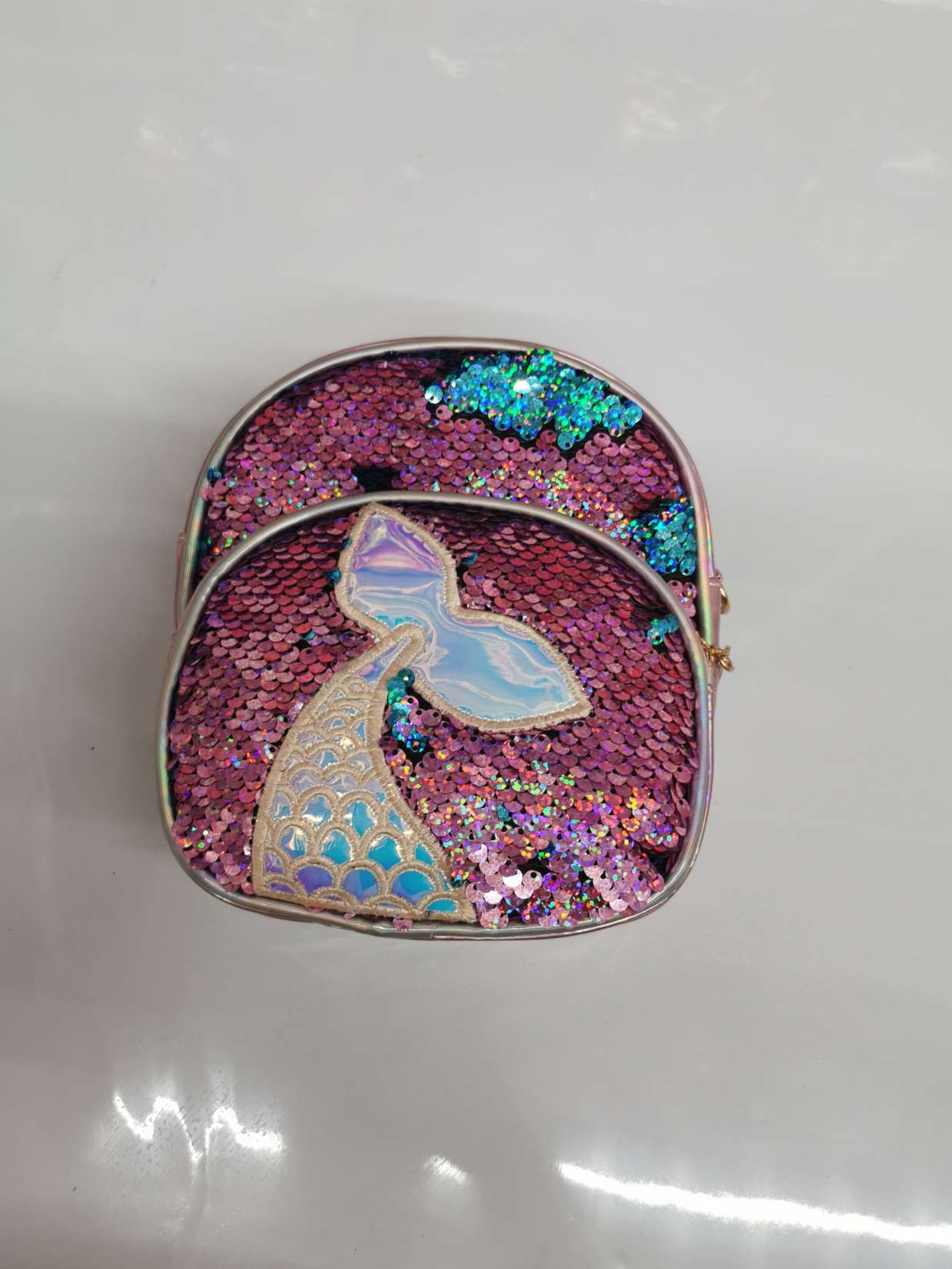Small laser-embroidered fishtail schoolbag