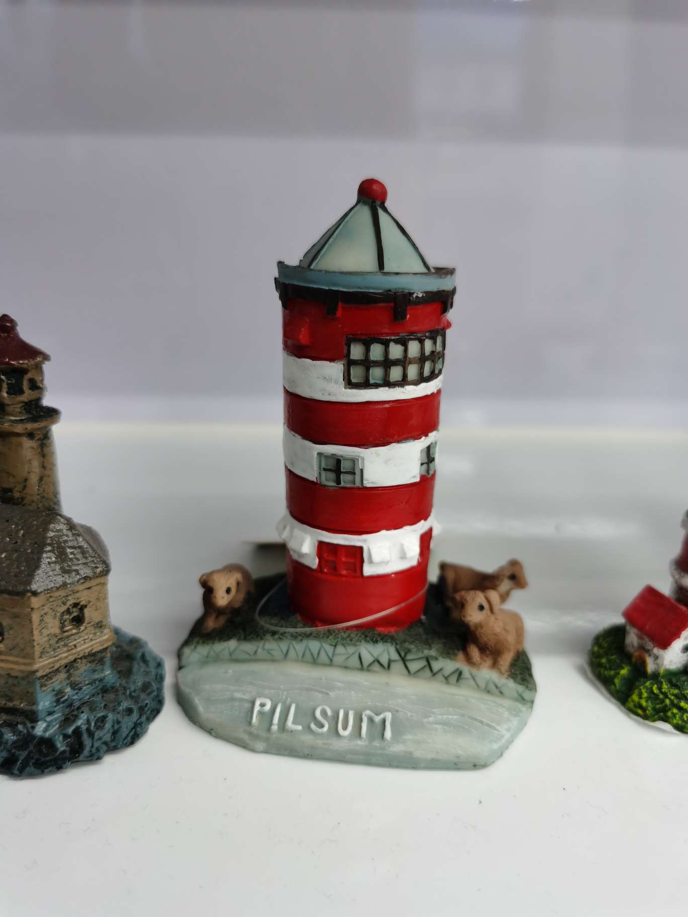Fish Shadow Aquarium Fish Tank Landscape House Resin Lighthouse Small Castle details Picture