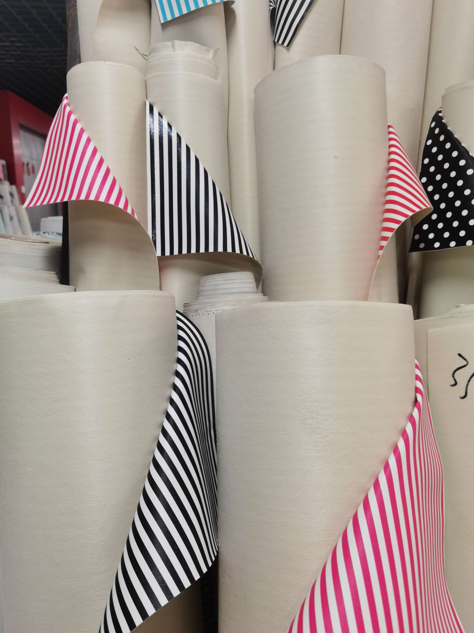 Manufacturers direct sales of cheap wholesale leather stripe printing Specification drawing