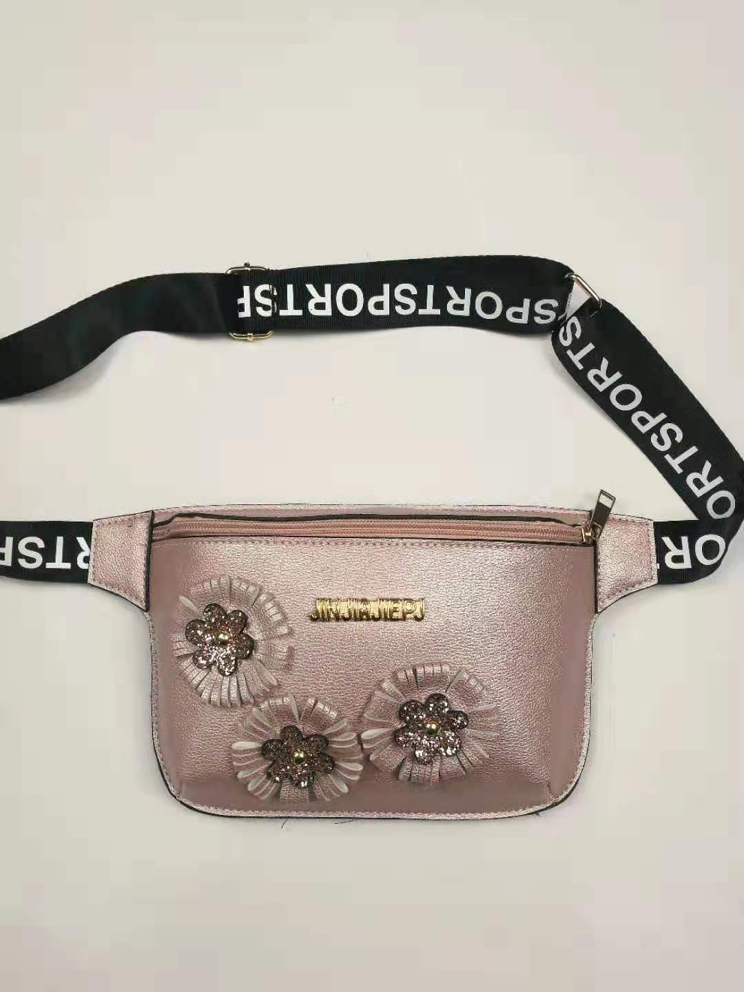 2020 purse thumbnail