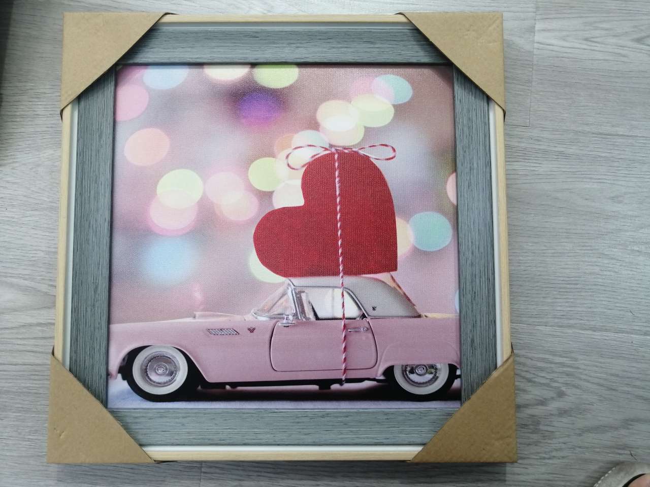 Hang a picture thumbnail