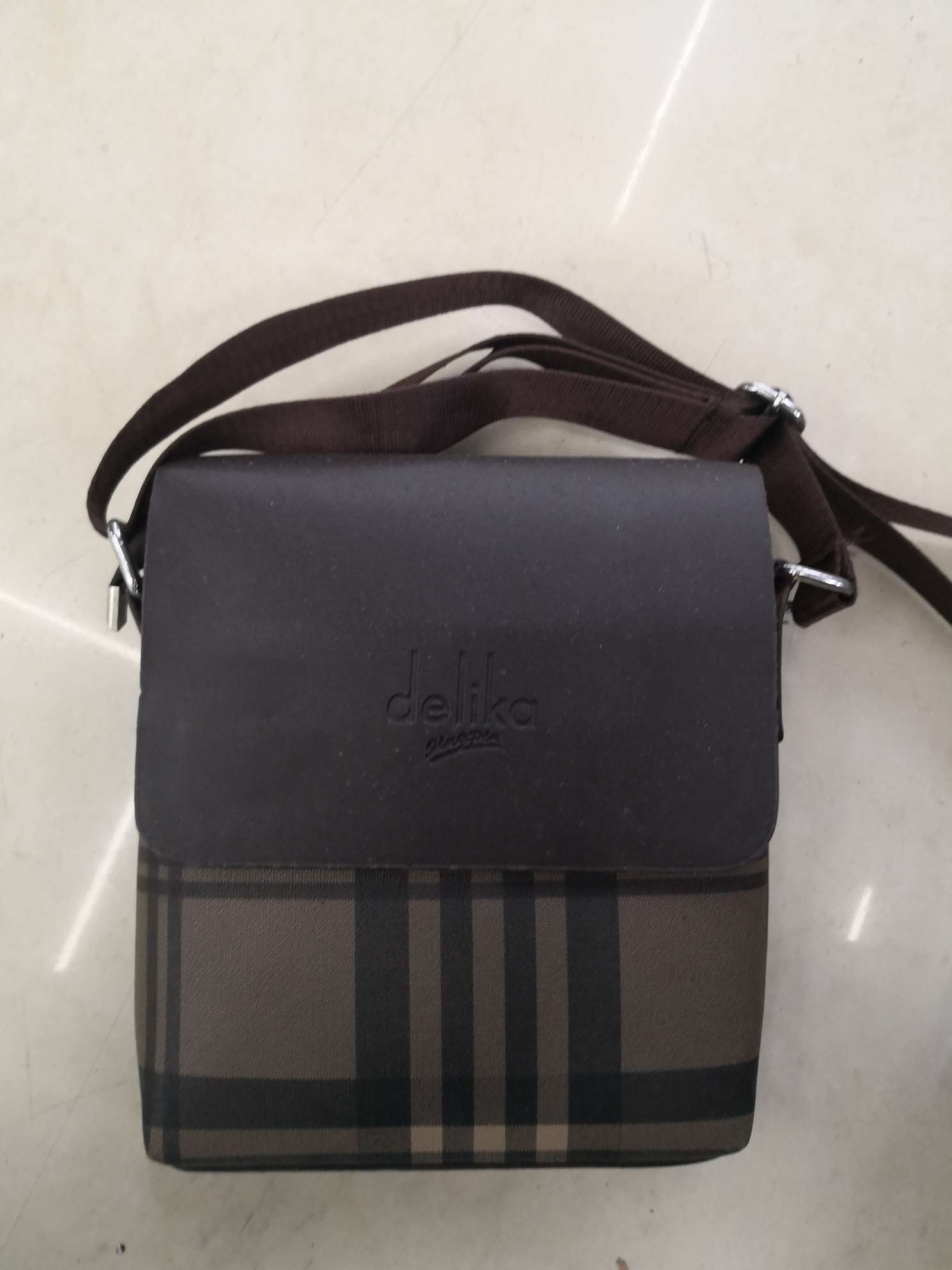 Trendy Korean Striped Crossbody Bag For Men details Picture