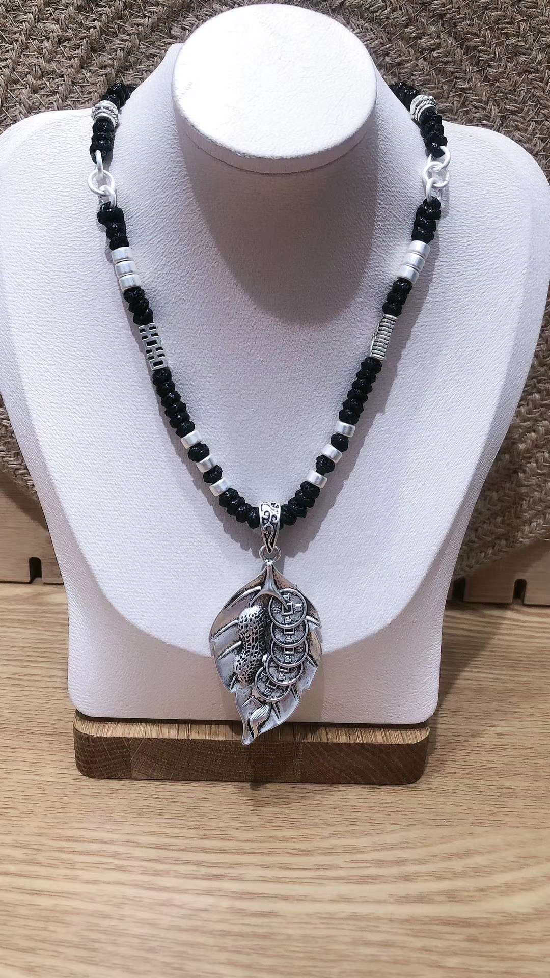 Hand-woven leaf necklace