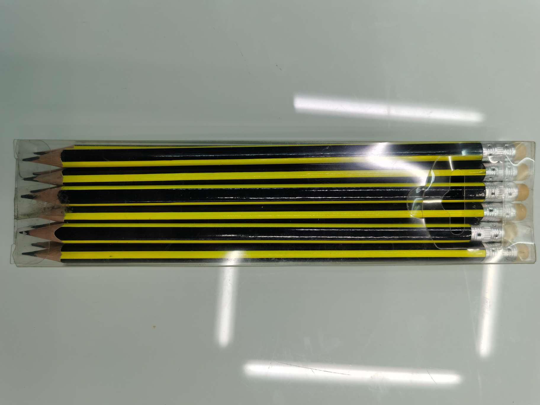Draw a pencil from the yellow rod details Picture