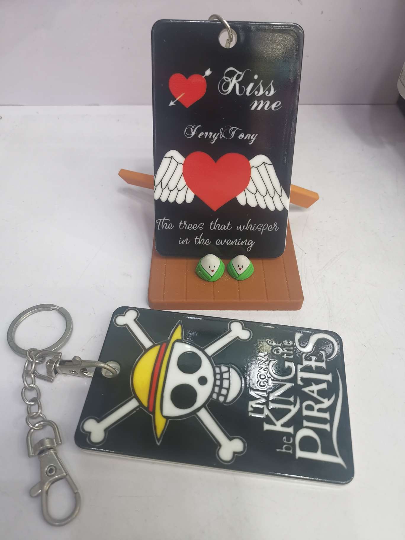 Korean version of fashion new domestic foreign trade bus card set, student card, subway card, luggage tag, bag pendant, skull, love card set thumbnail