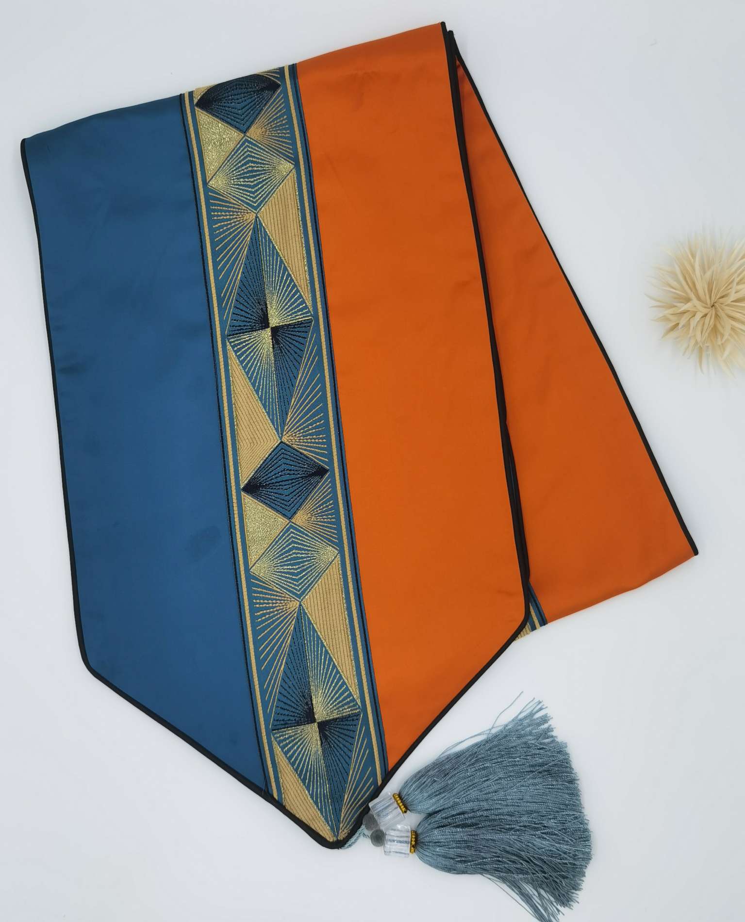 新轻奢桌旗现代时尚客厅餐桌茶几床头柜电视柜餐边柜盖布产品图