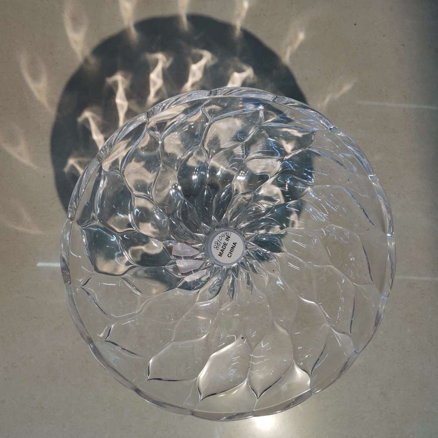 White transparent fruit bowl with transparent foot 8810