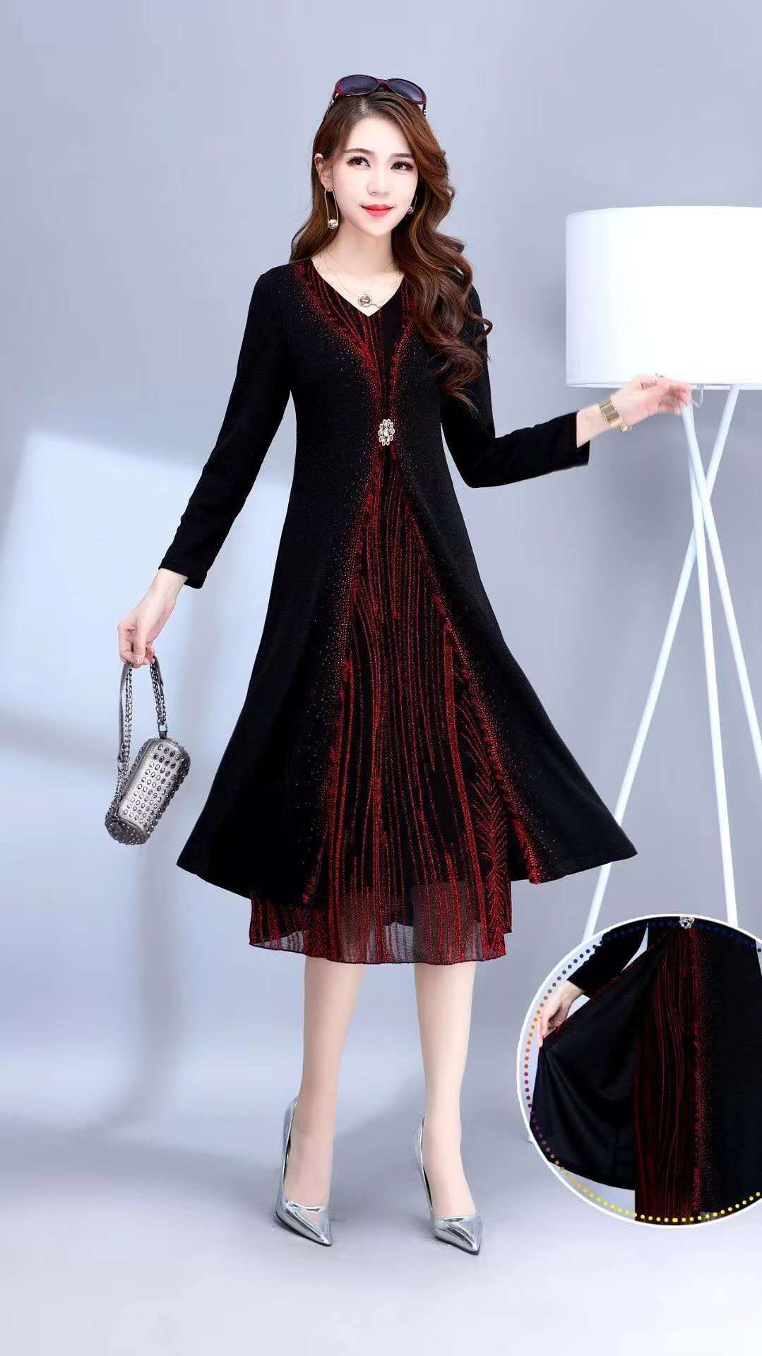 Two fake autumn dresses thumbnail