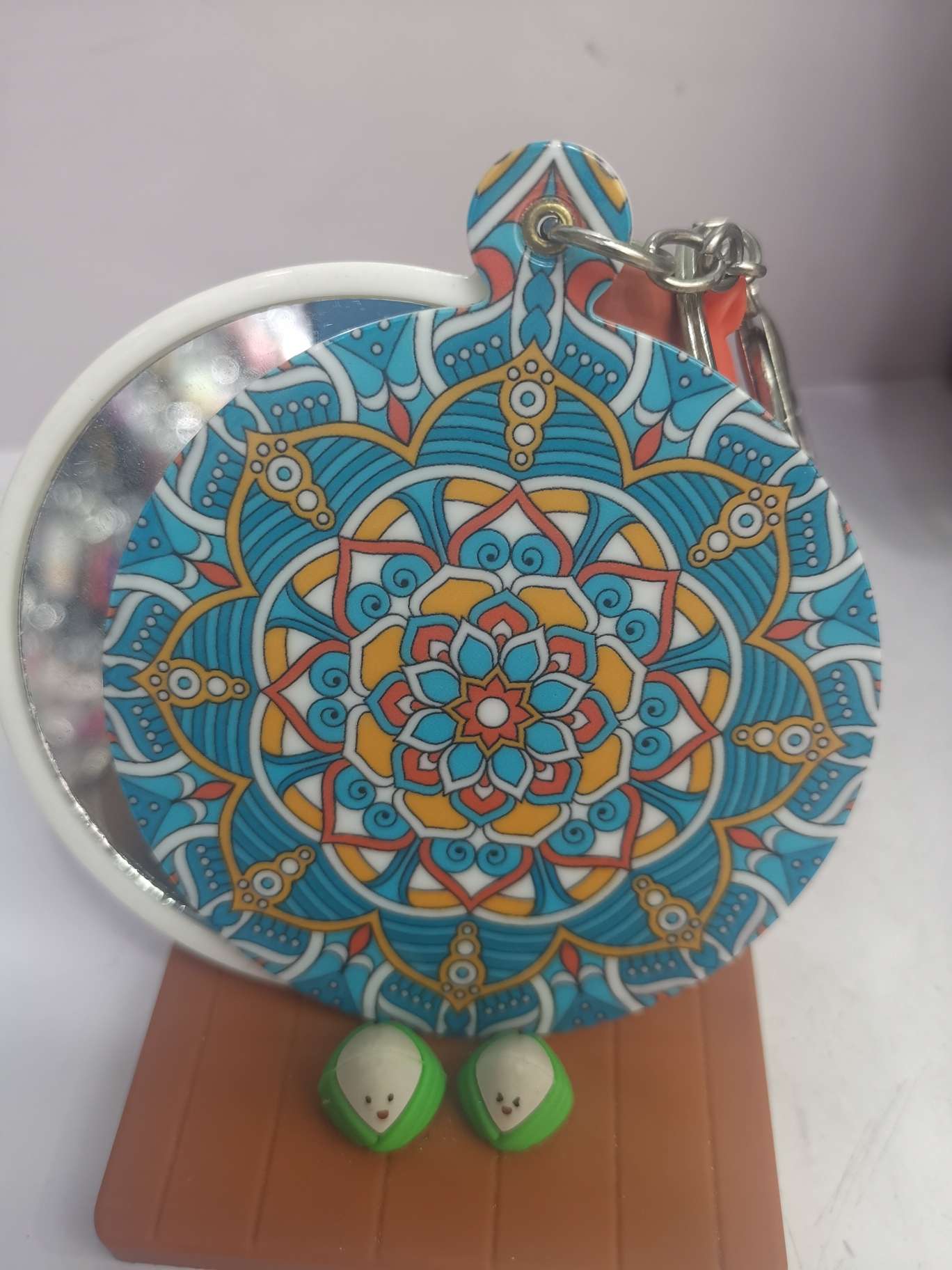 Korean version of fashion new domestic foreign trade personalized customization, portable keychain mirror, slide mirror, girls, student bag pendant, mandala flower mirror thumbnail