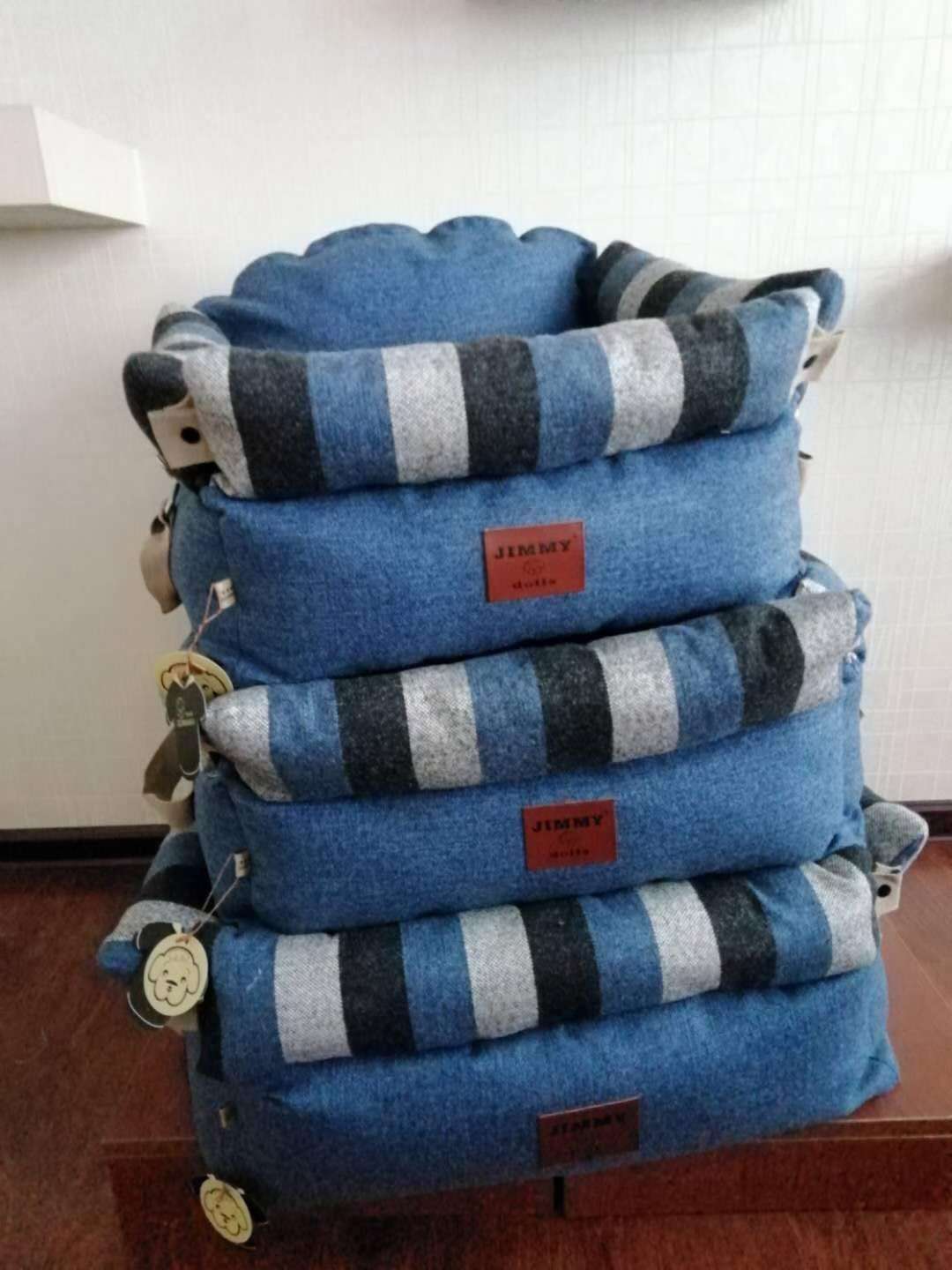 秋冬新款宠物宝窝以及窝垫，款式新颖品种繁多。是爱宠们过冬必备品！详情图7