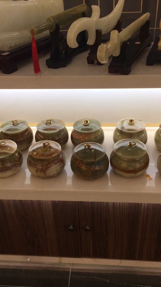 玉石茶缸细节图