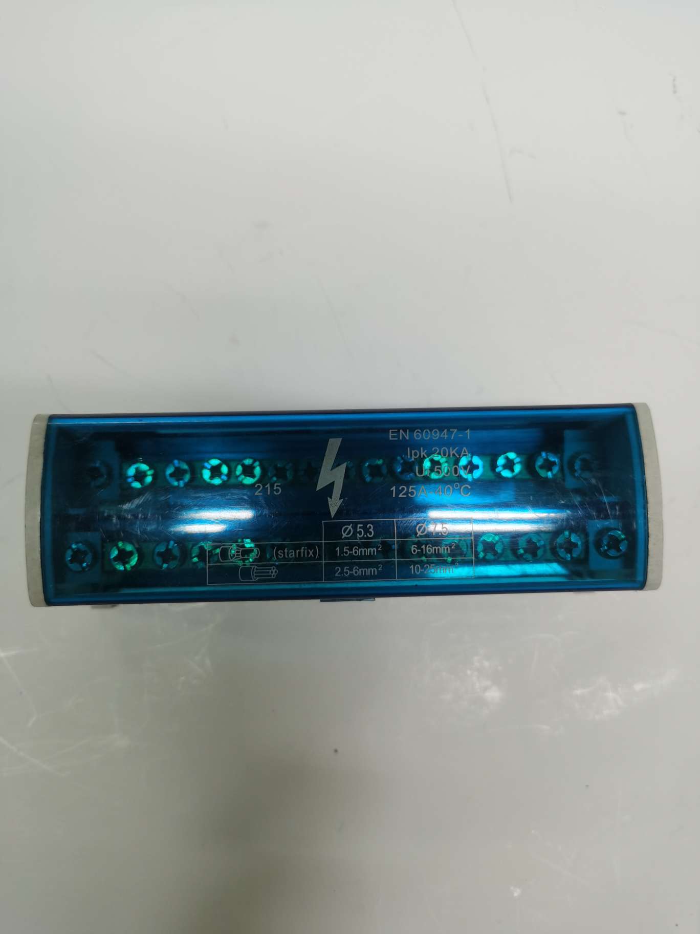 接线端子215
