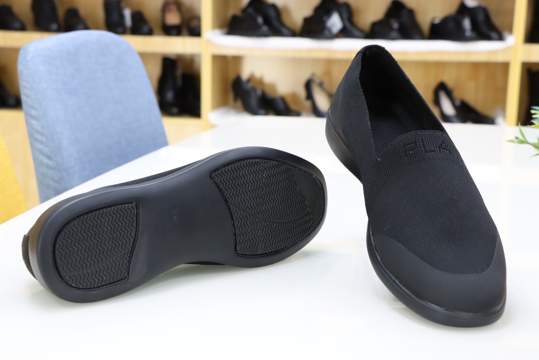 现货销售17布鞋19消防布鞋新款夏季网鞋舒适透气飞织鞋面防滑耐磨 37—46码细节图