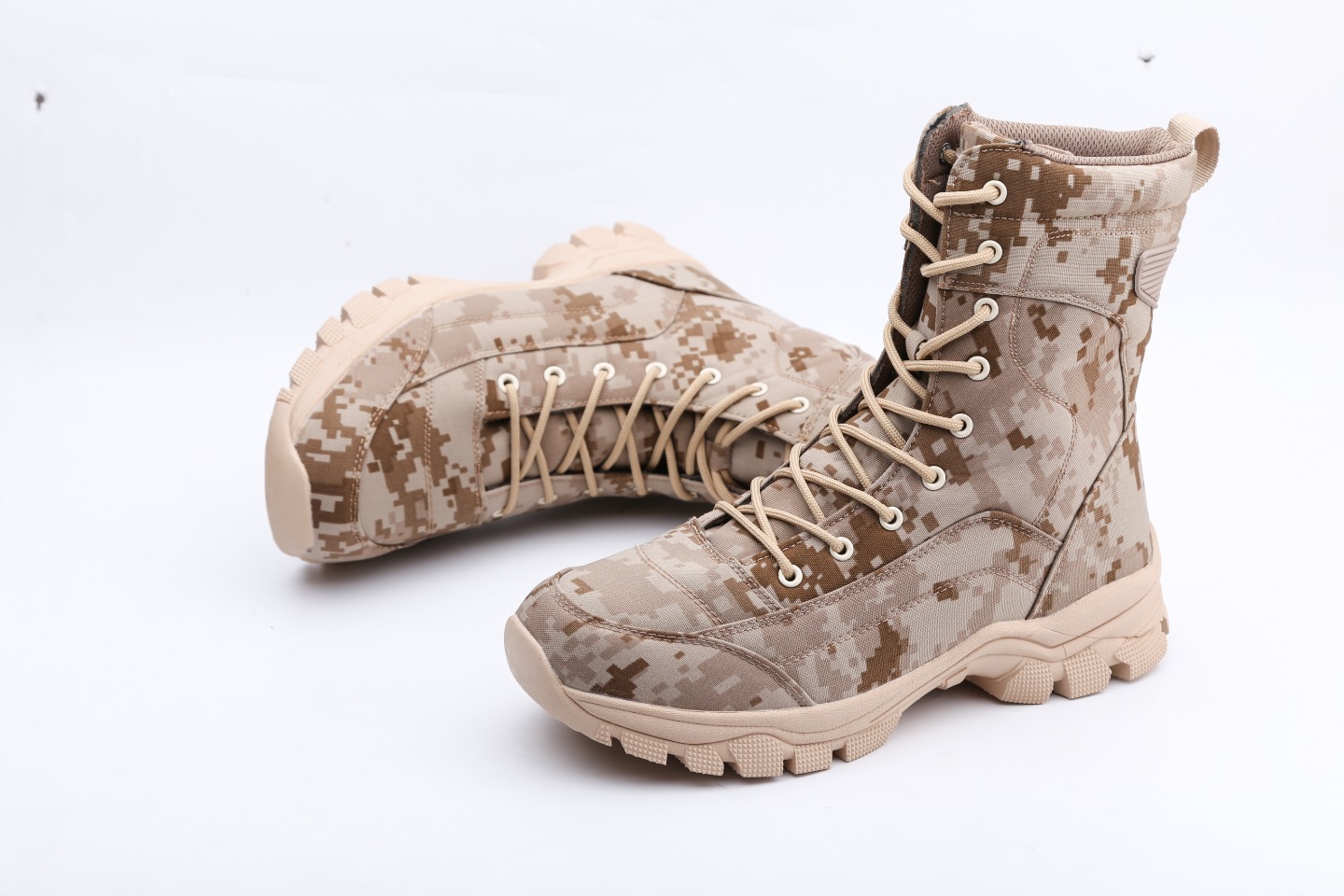 防剐蹭耐磨牛津布战术靴 防踢防撞鞋头设计户外靴伞绳鞋带靴38—46码