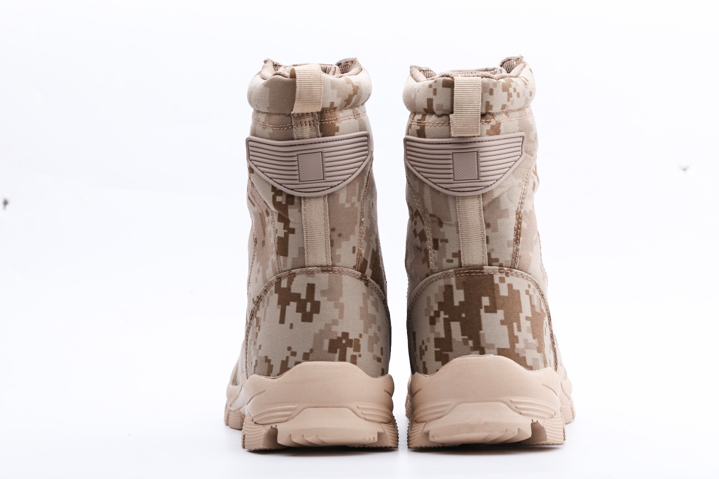 防剐蹭耐磨牛津布战术靴 防踢防撞鞋头设计户外靴伞绳鞋带靴38—46码产品图