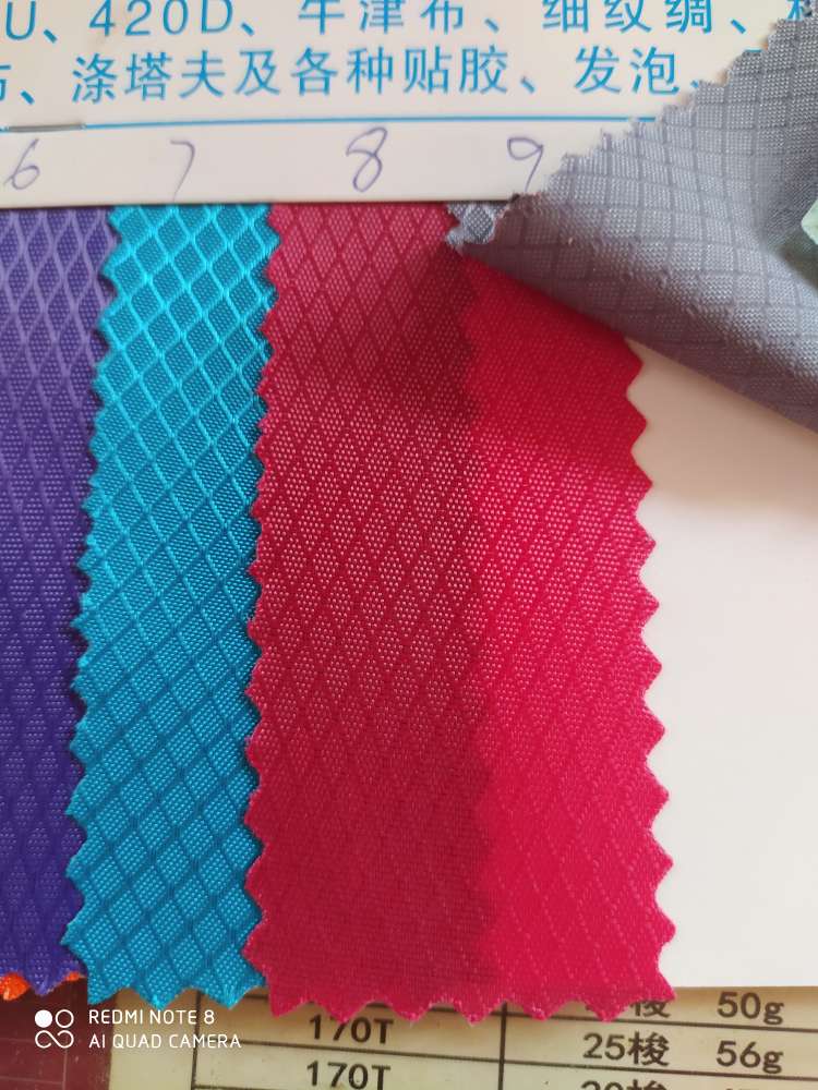 Diamond-shaped grid 8# purple-red