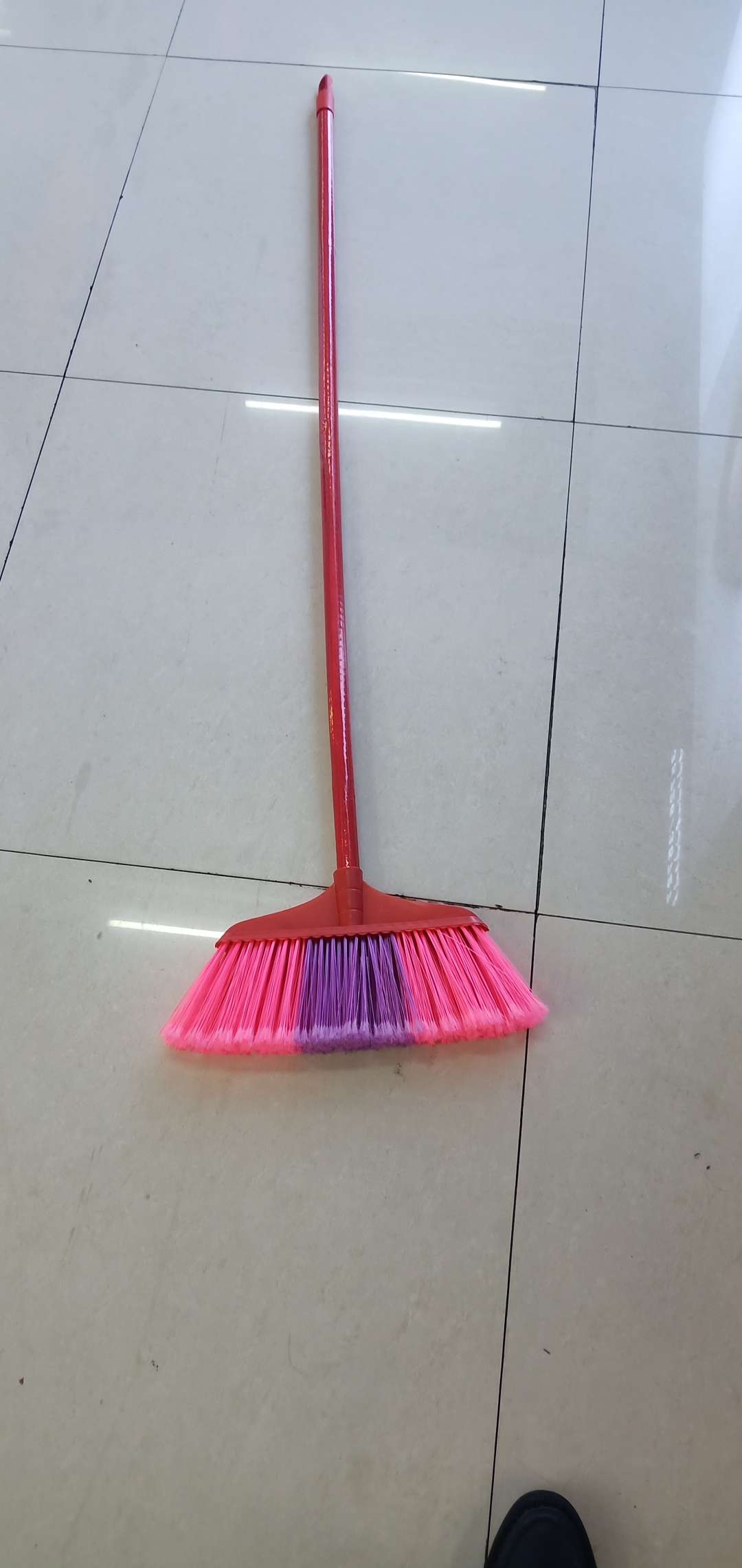 Broom factory direct sales, household broom, foreign trade broom Item Picture