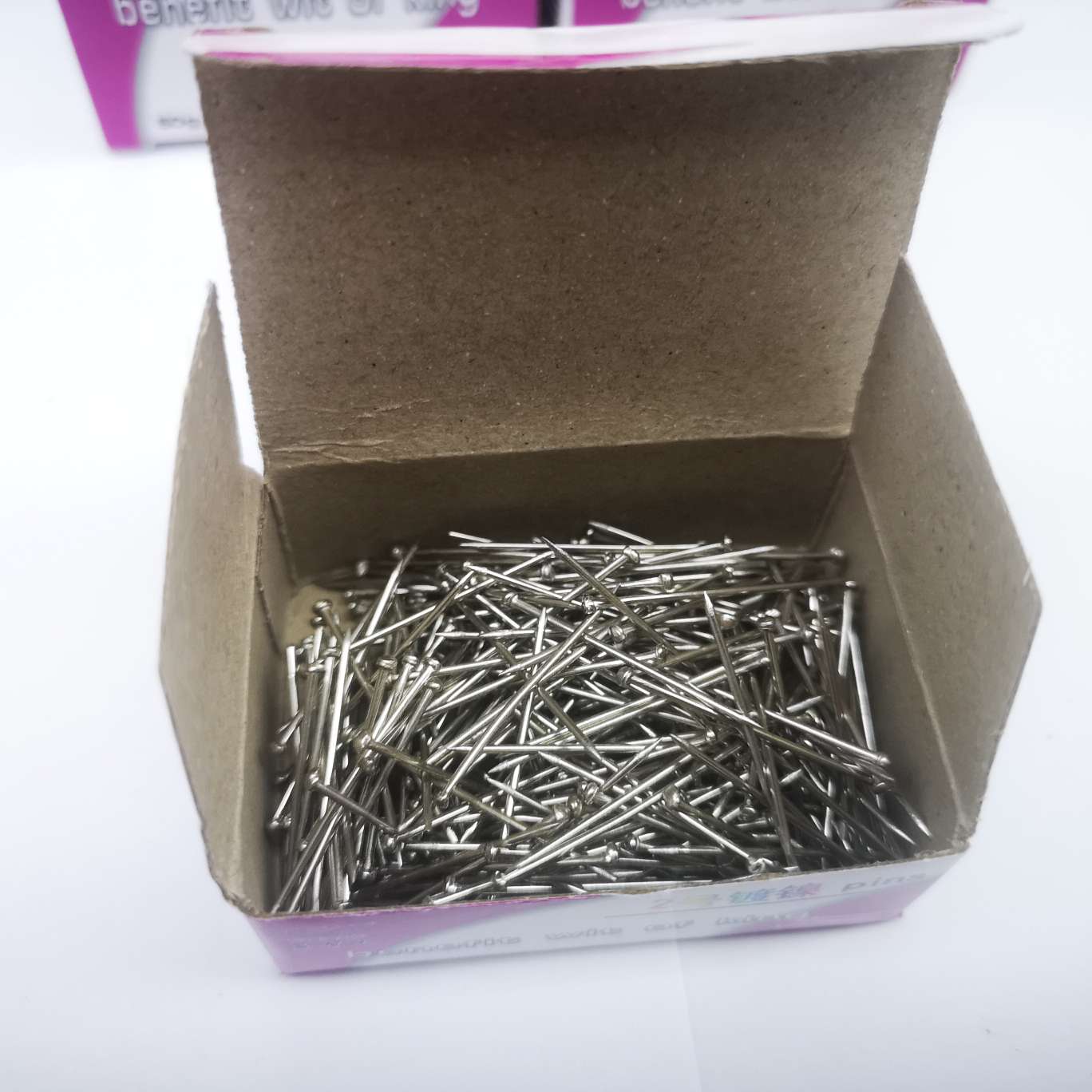 Yizhi King 816 pin, national standard pin 26mm, box laminated box, 500 small boxes per piece. Specification image