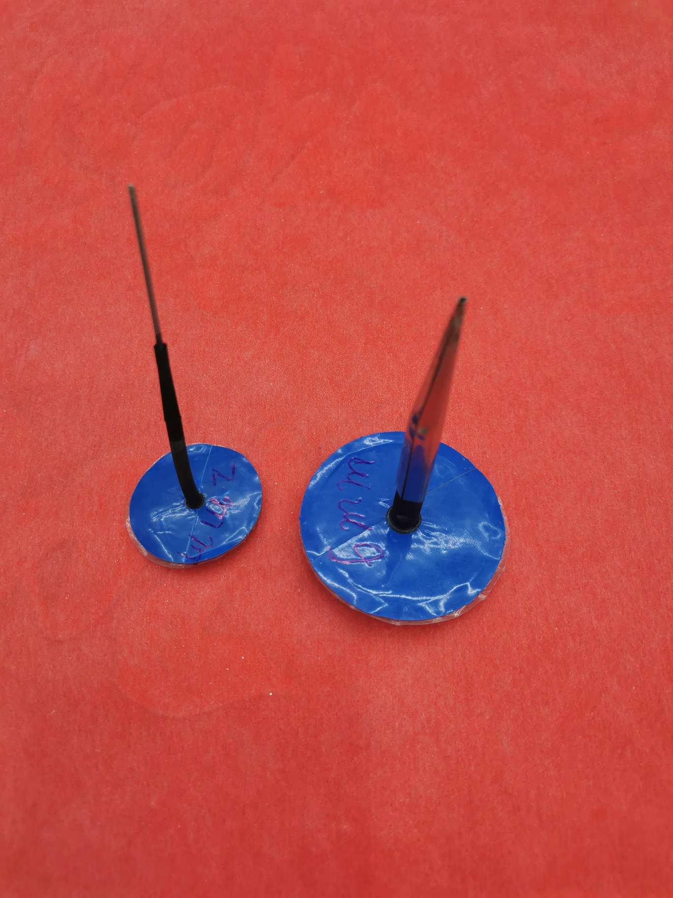 Self-repairing rubber nail for tire