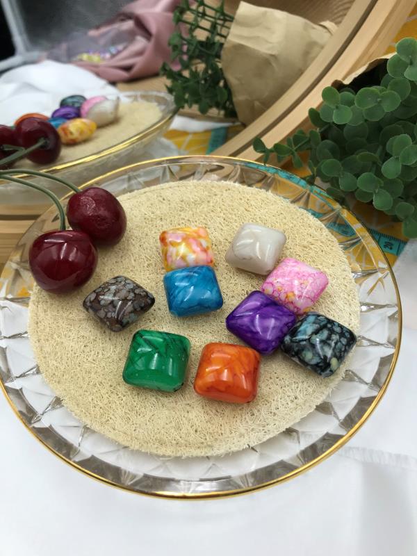 新款彩色喷漆亚克力饰品配件方块方珠，嘉丽斯工艺饰品配件