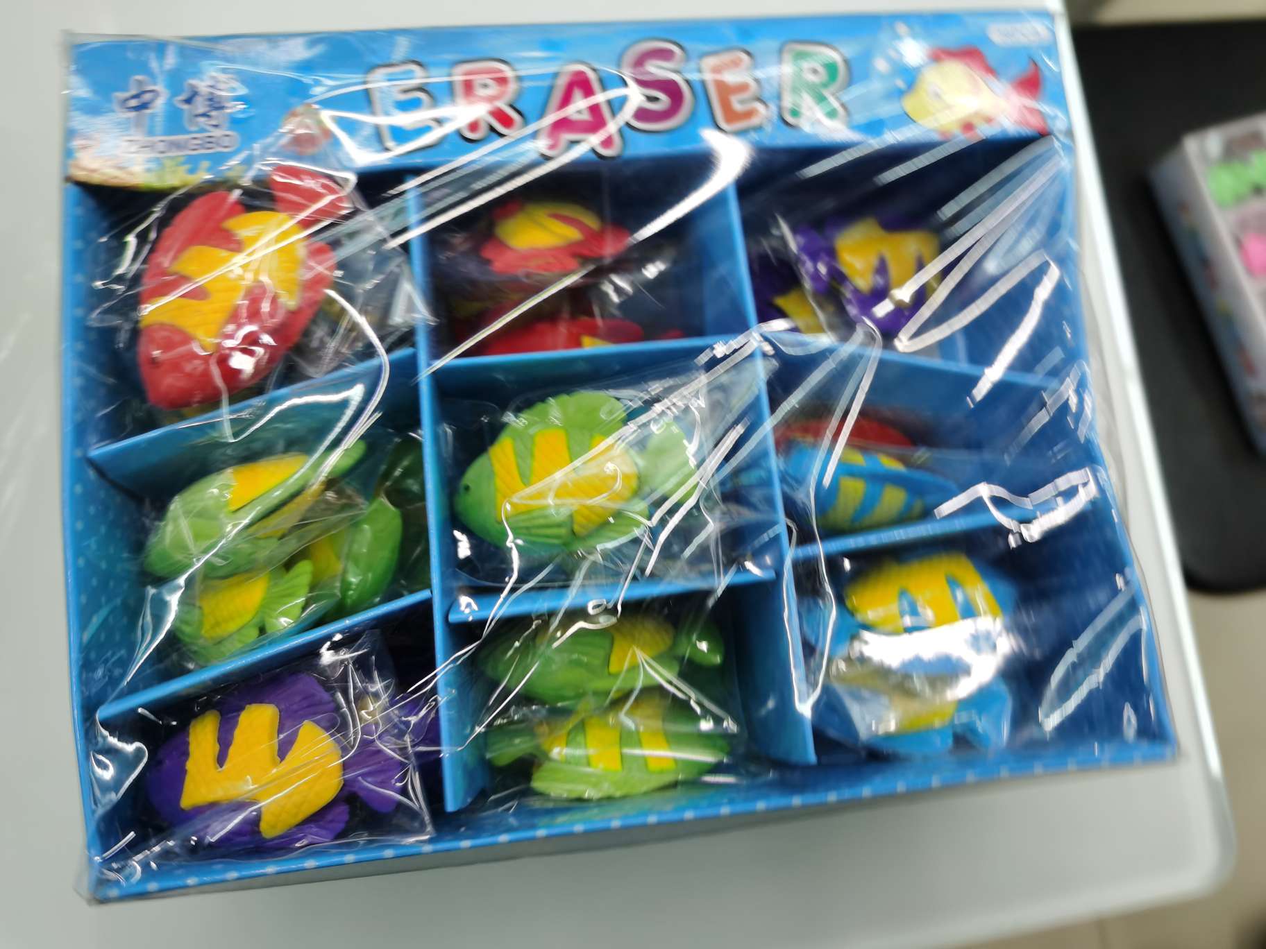 New 8119 fish-shaped eraser
