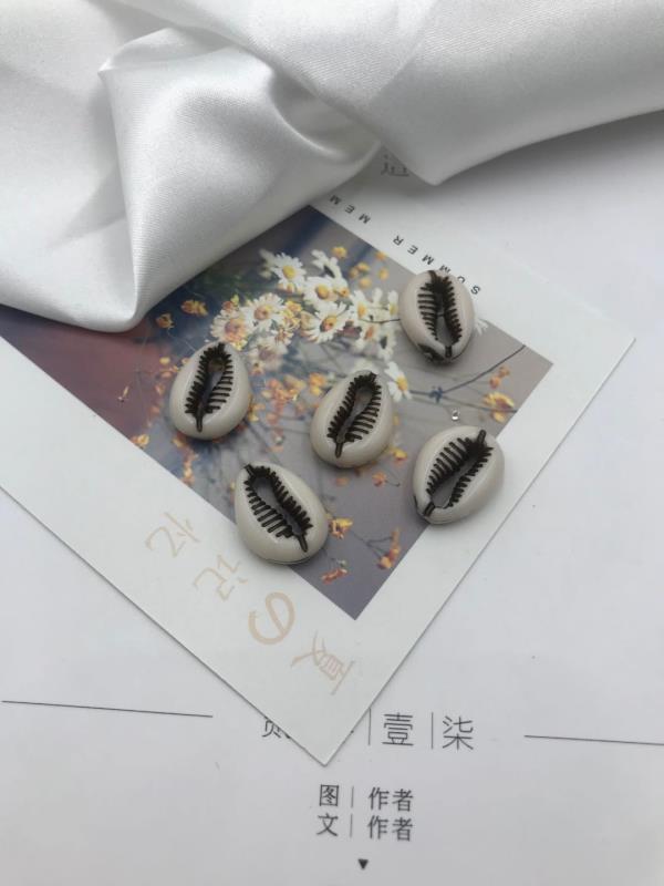 2023年树脂diy手工饰品配件来样定做双色贝壳嘉丽斯工艺饰品配件详情1