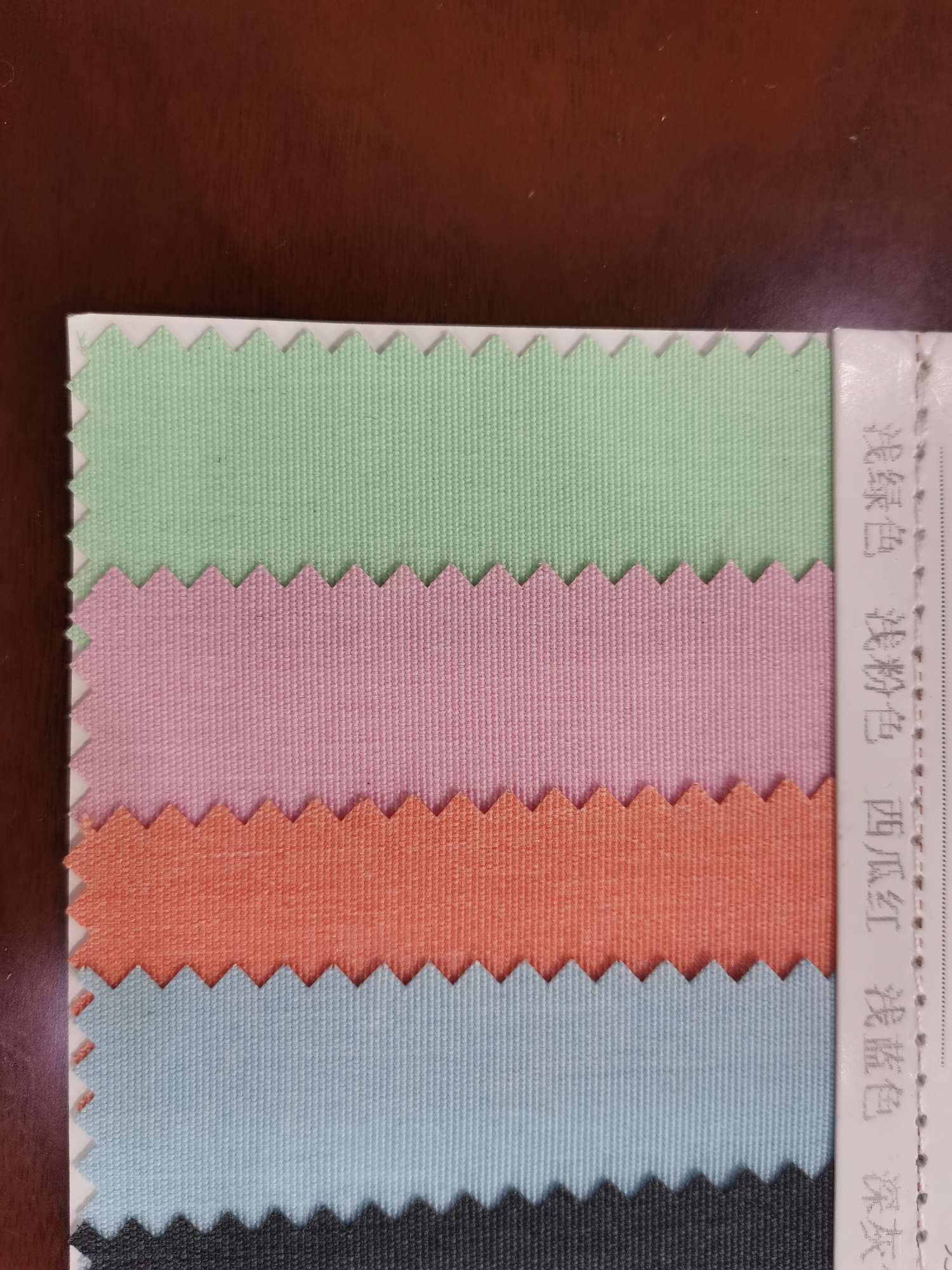 厂家直销热销新款  小米料—1皮革大量现货高中低档箱包沙发鞋材面料产品图