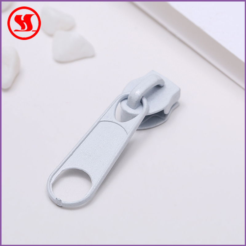 Clothing accessories pull head No. 5 nylon spray white long board head luggage bag clothing pull head spot thumbnail
