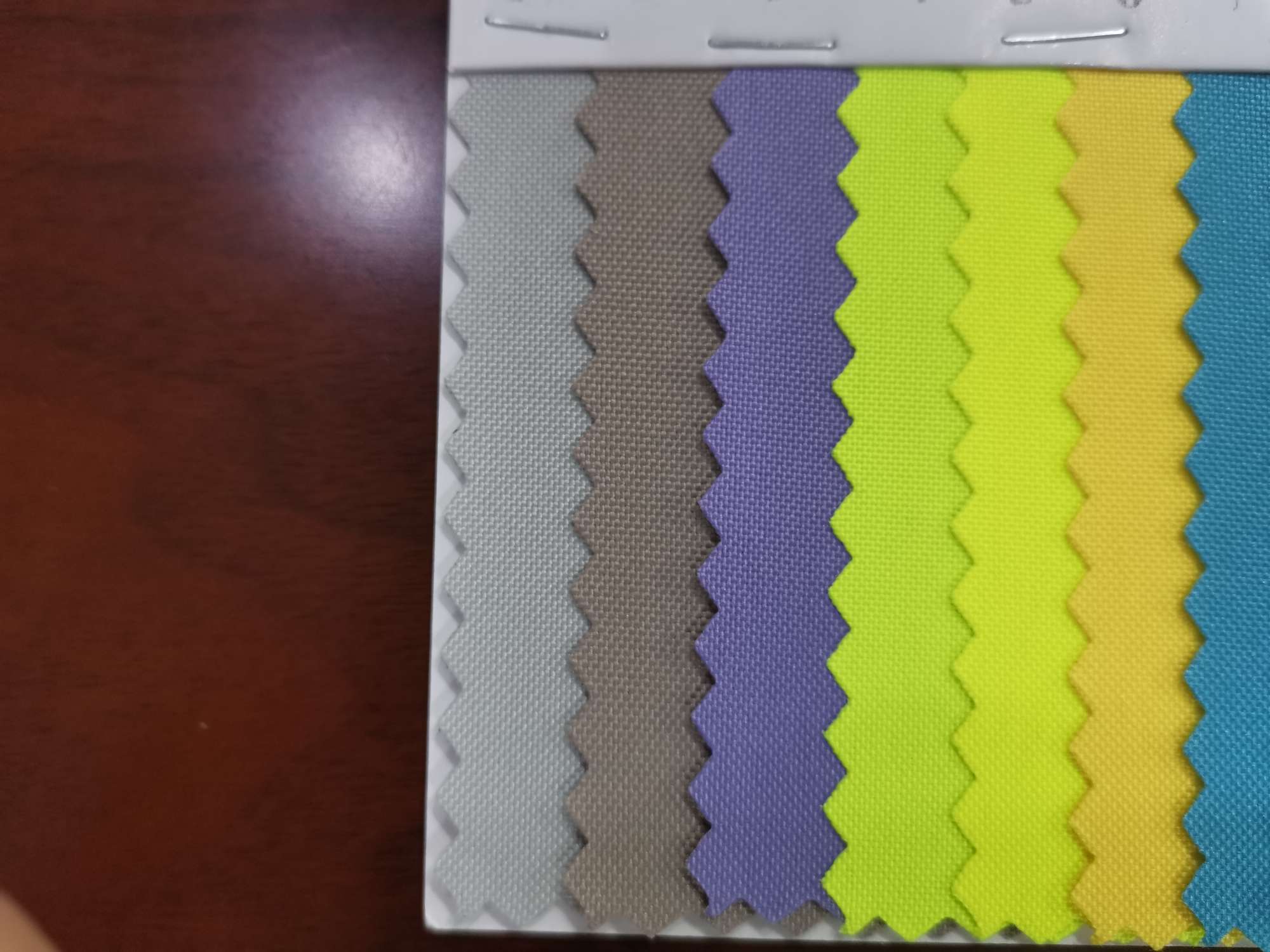 The factory sells the new 300D antibacterial fabric PU -- 1 leather directly and a large number of spot high and low grade bags sofa shoes material fabrics thumbnail