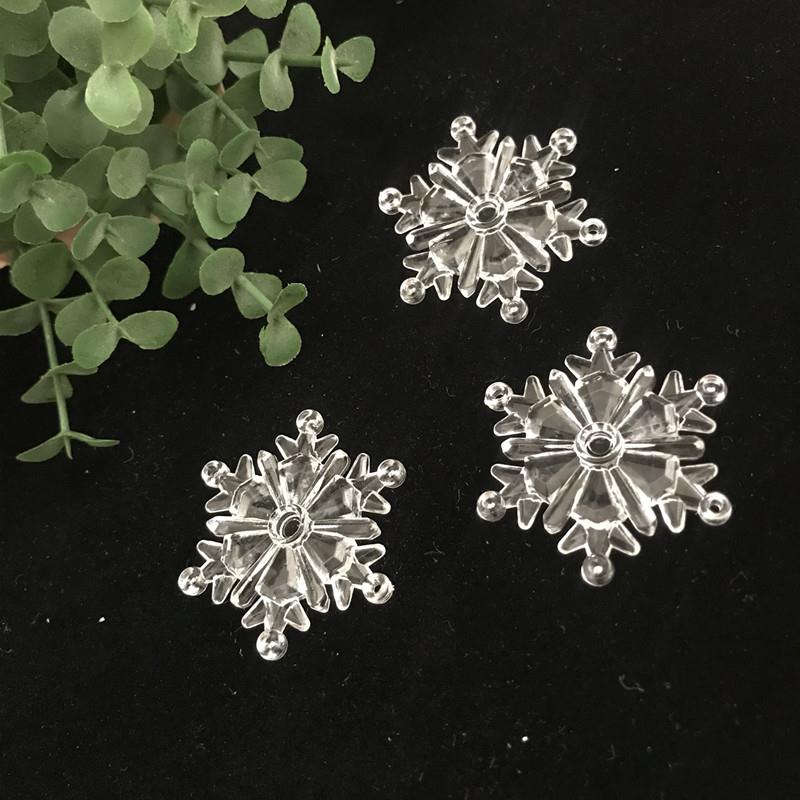 Acrylic snowflake hanging ornaments with hollowed-out carved patterns for window display decoration, Jialis craft jewelry accessories