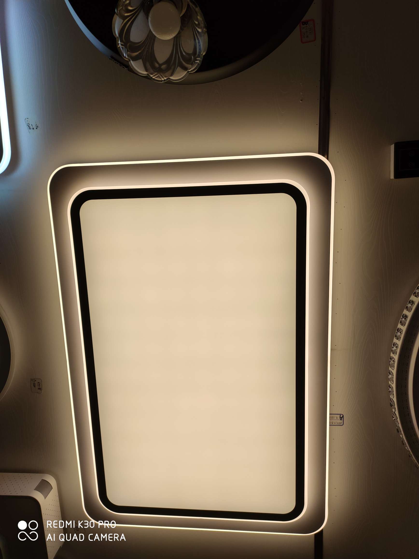The 6893 large rectangular straight diameter 110X750 is suitable for LED stepless dimming in the living room details Picture