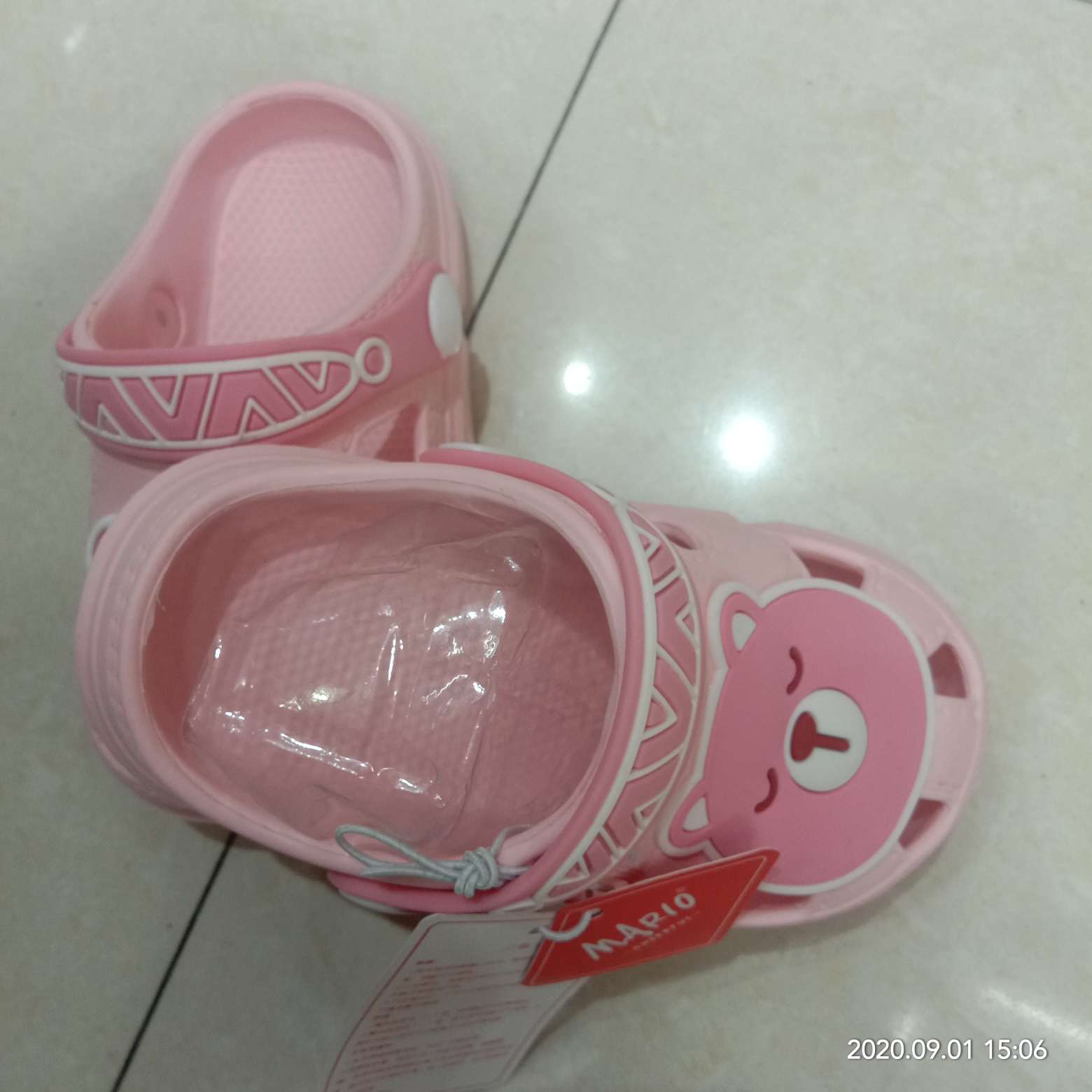 Pink children's slippers Specification image