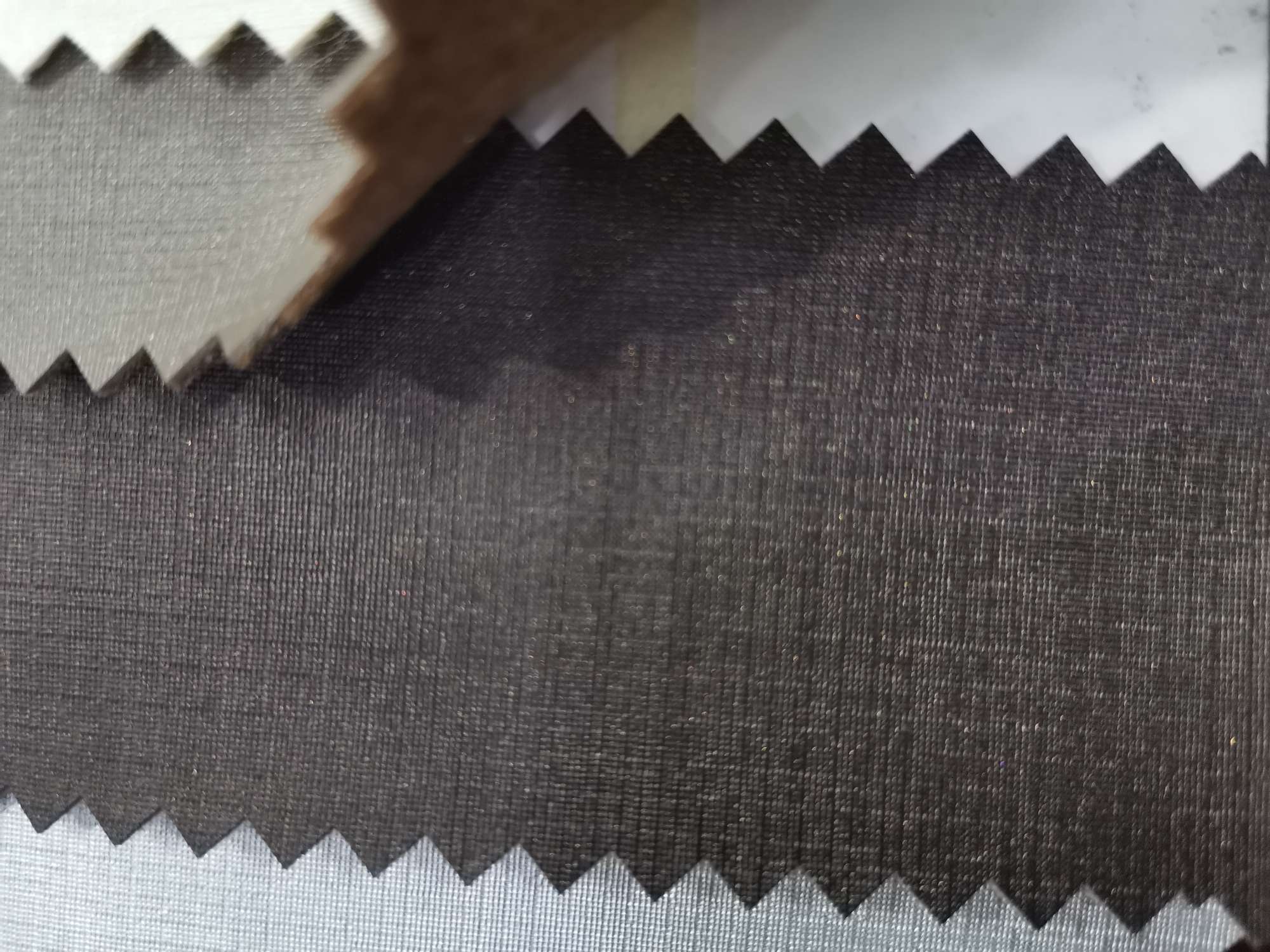 厂家直销热销新款  A002—8皮革大量现货高中低档箱包沙发鞋材面料