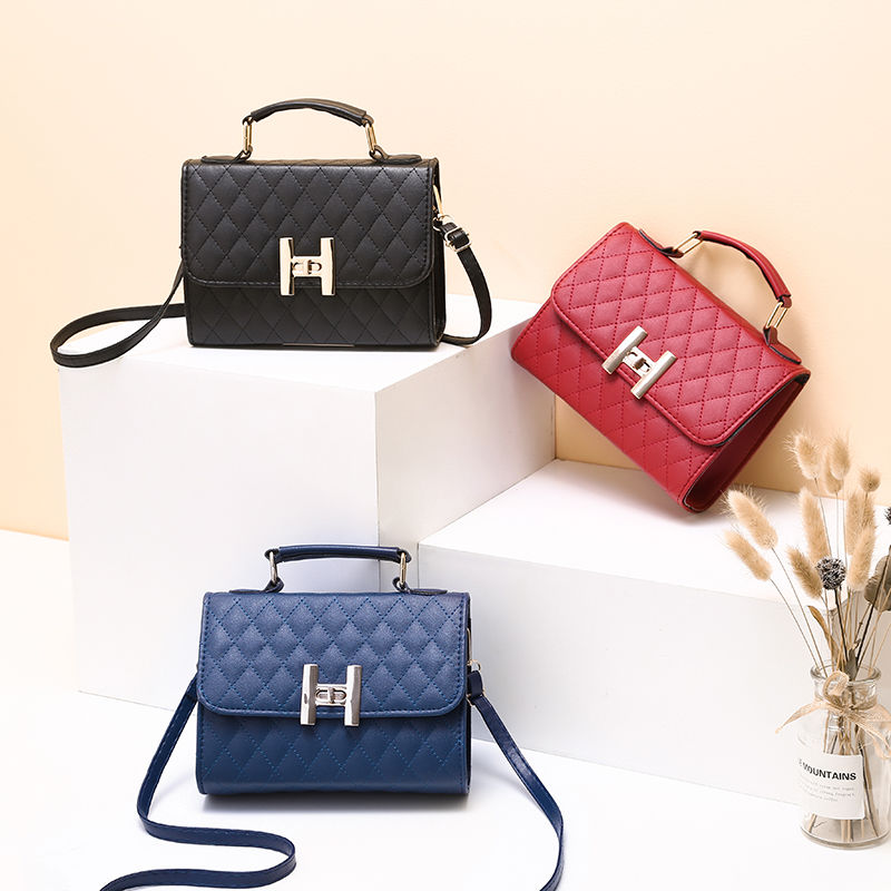 The New Korean Version Of The Bag Fashion Single Shoulder Hand Crossbody 100 Network Red Ins Female Student Bag Shop Direct Supply details Picture