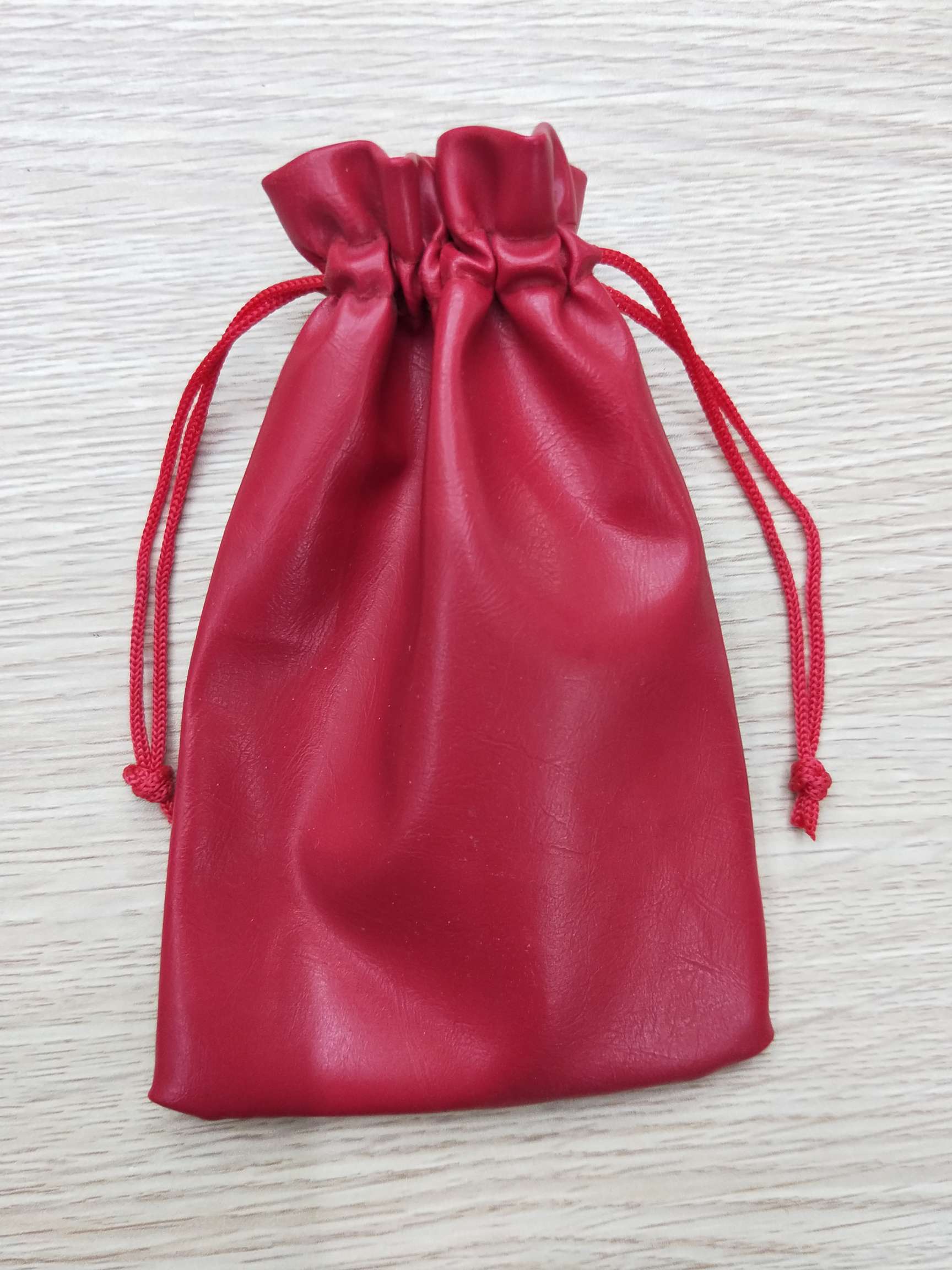 Freight at your own expense. Leather bags, gift bags, accessory bags, gift packaging bags, drawstring bags, gauze bags, wedding candy packaging bags