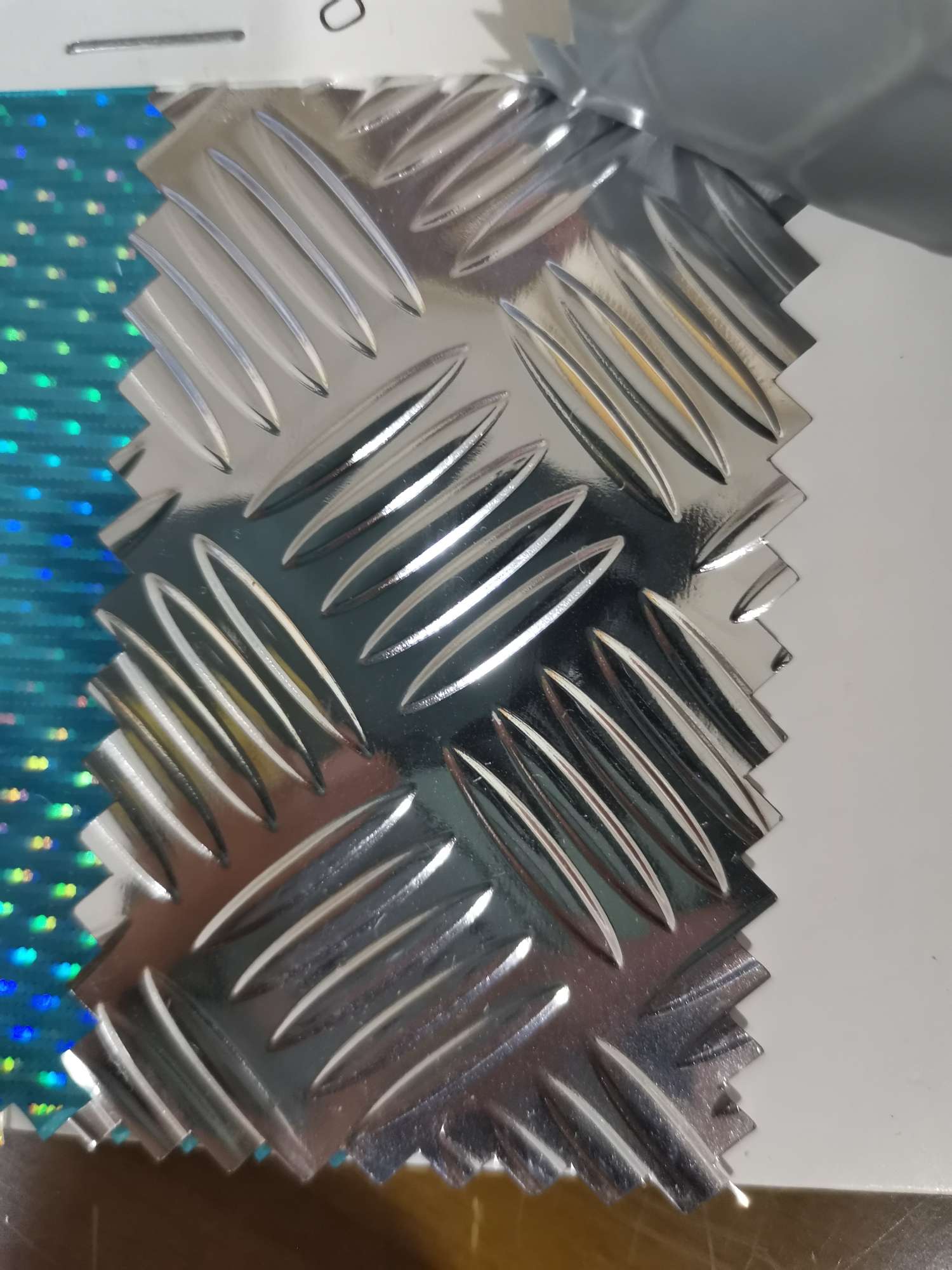 Factory direct sales of the best-selling new F-8 leather with large stock of high, medium and low-end luggage, sofa, shoe materials and fabrics