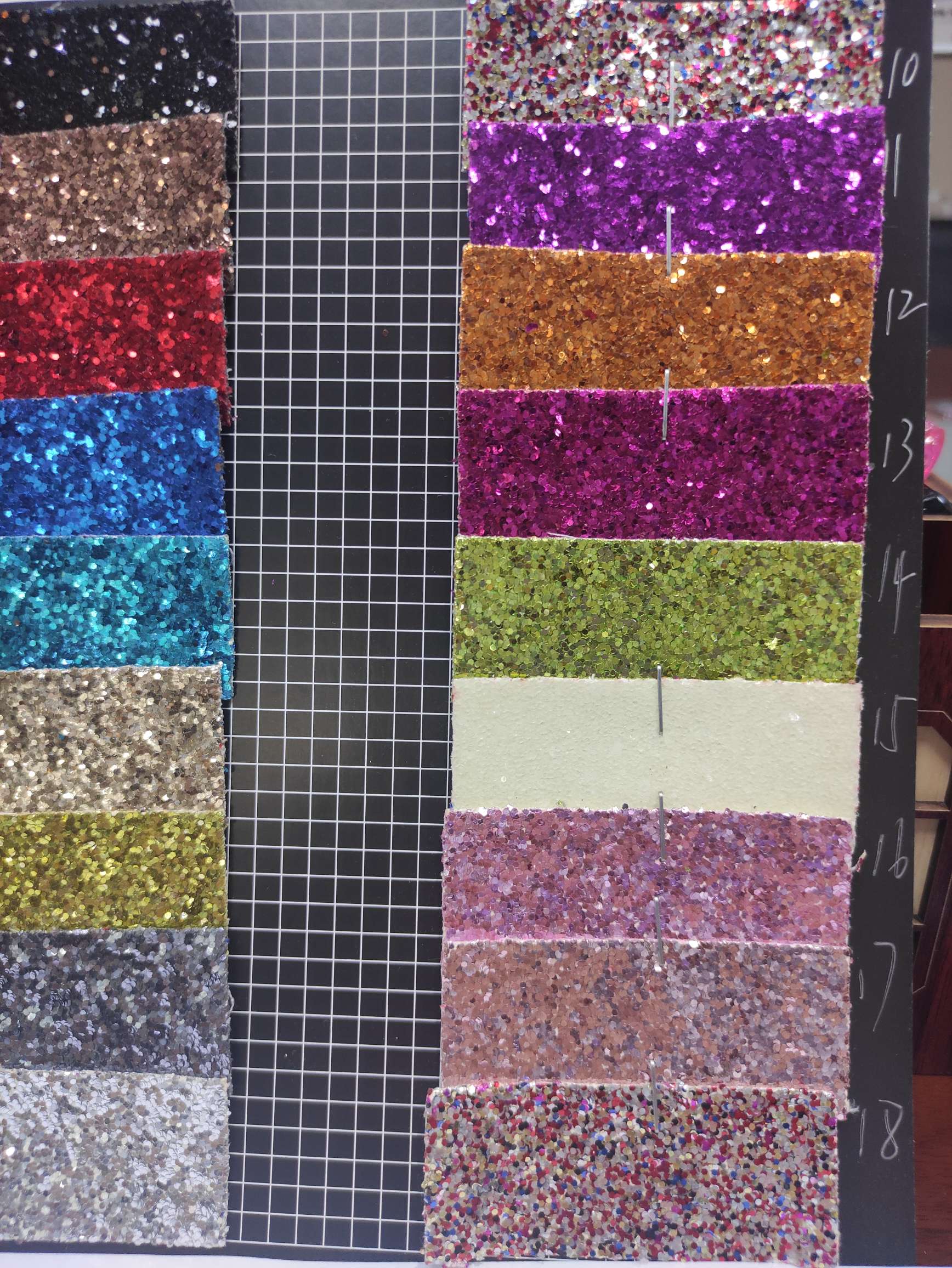 5003大量现货高中低档皮革面料厂家直销热销新款产品图