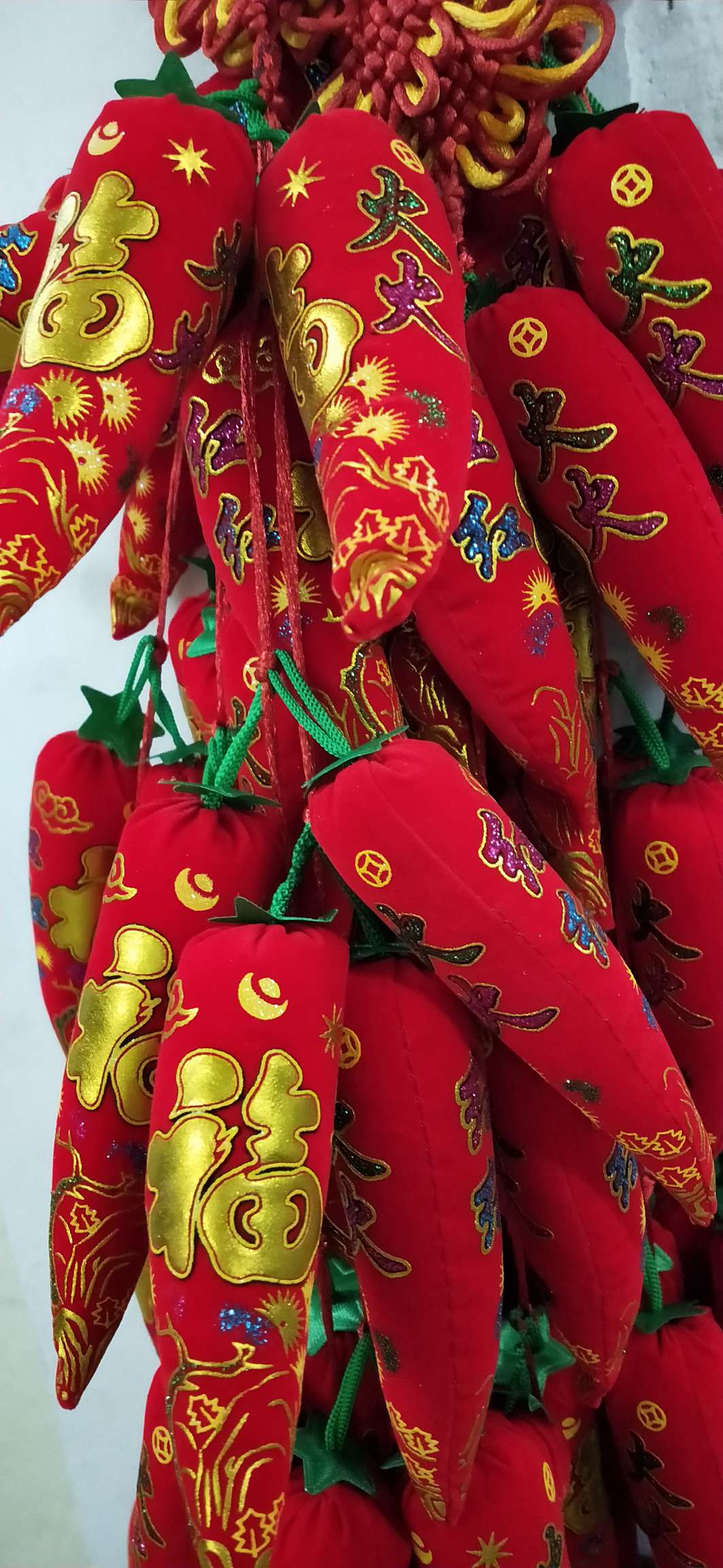 中国结挂串之烫金福16头红火辣椒产品图