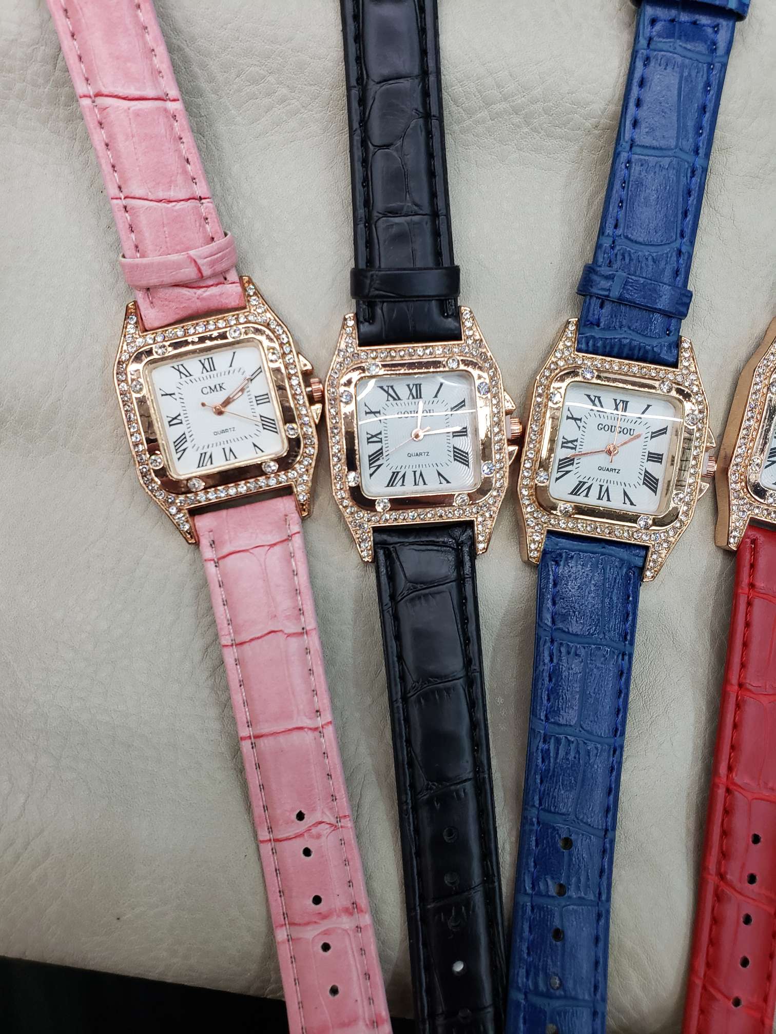 新款时尚带钻手表时尚潮流韩版简约女腕表