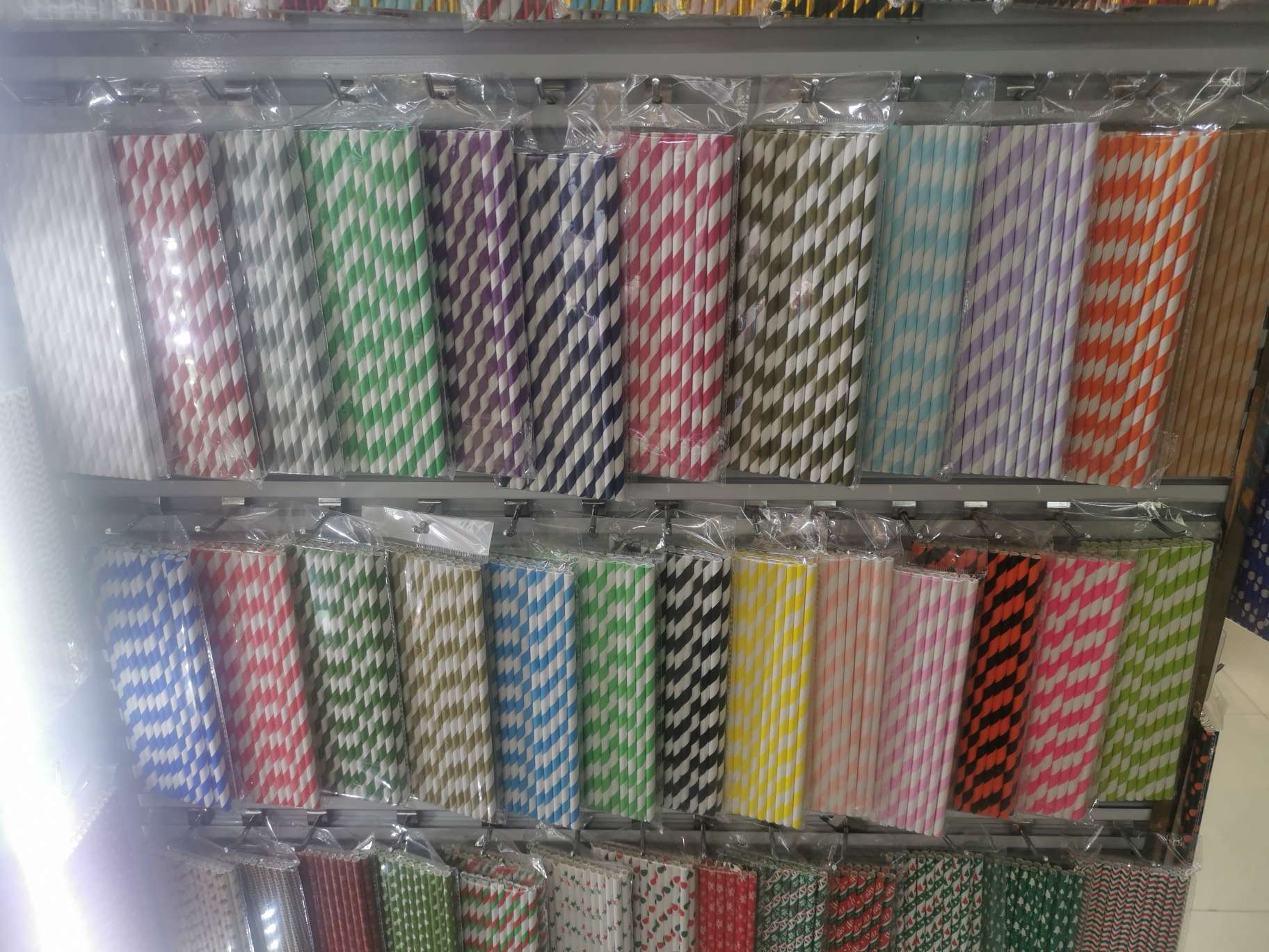 Wholesale of disposable macaron-colored paper straws Specification image