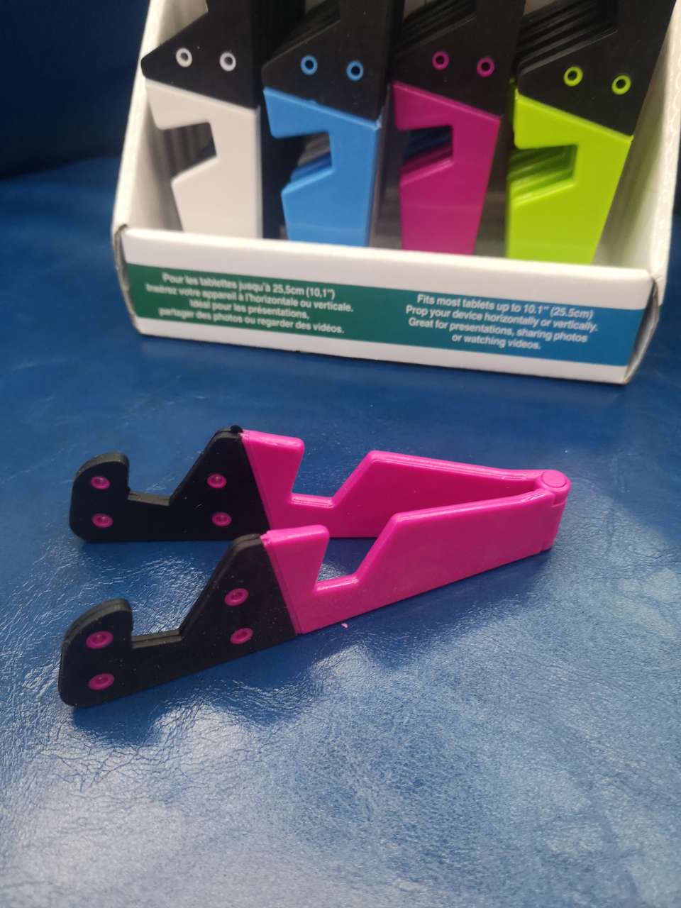 V-shaped double-port folding mini desktop mobile phone stand, portable desktop stand for mobile phones and tablets Item Picture