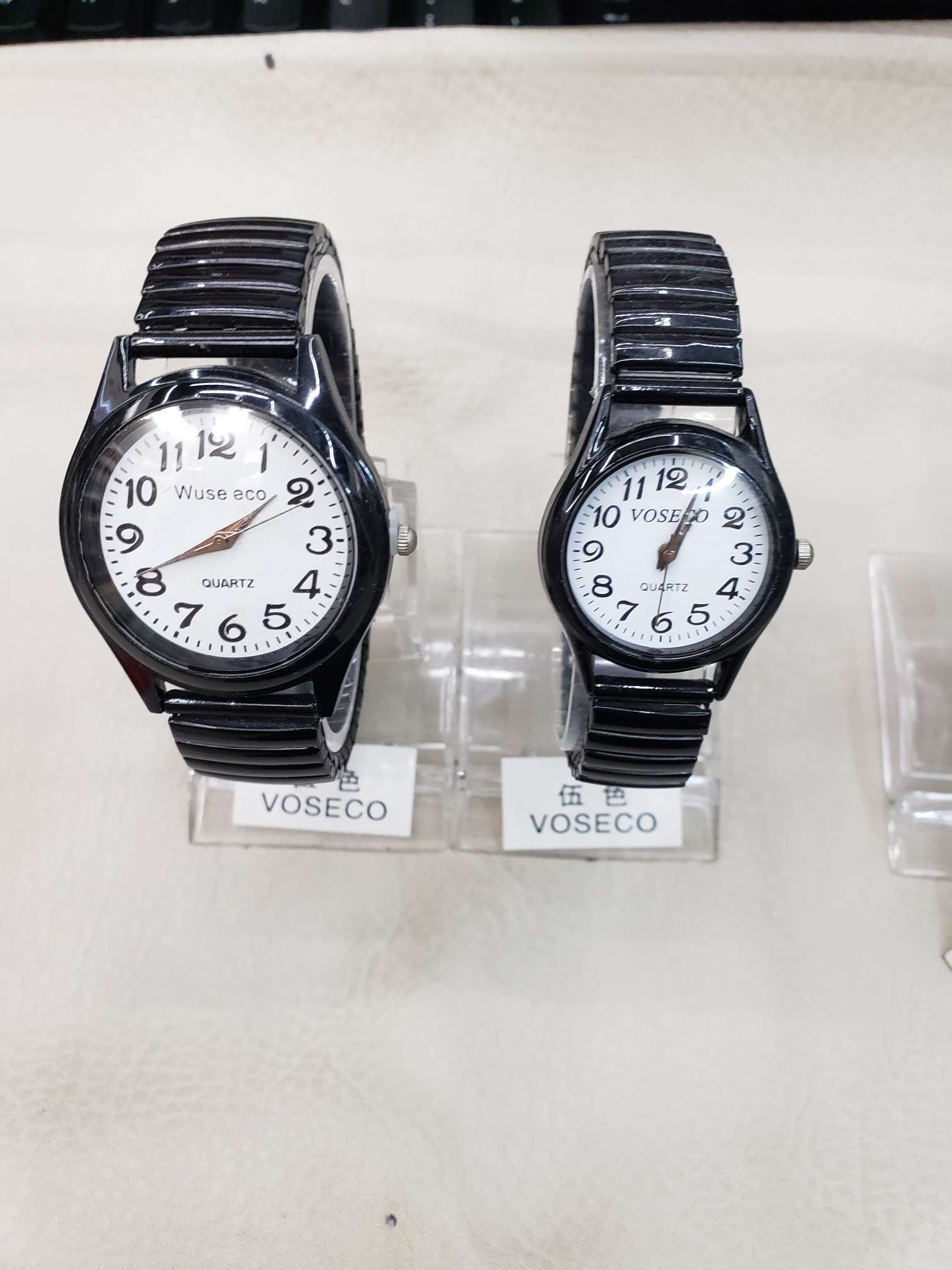 简约时尚喷黑油手表送长辈首选腕表