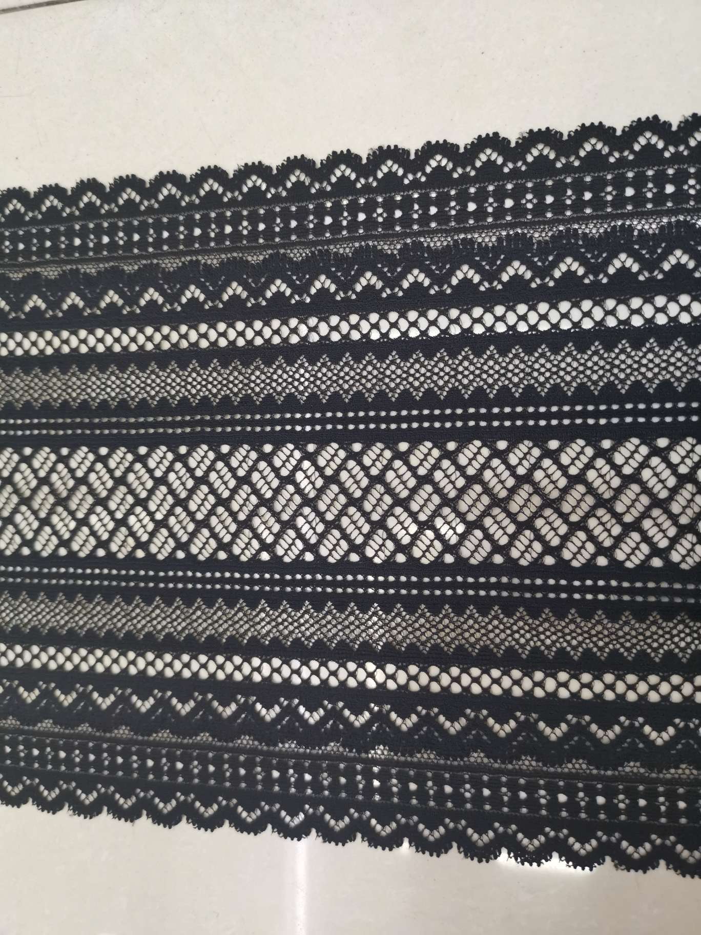 Fujian Longxing Lace Elastic Wide Edge 18 cm 063 series Application Scenario