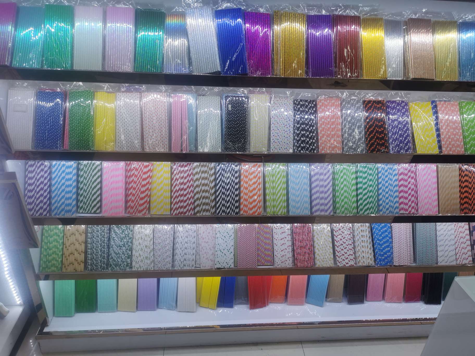 Wholesale of disposable macaron-colored paper straws Item Picture