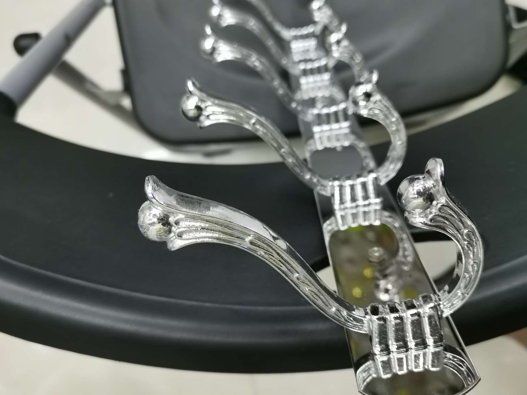 High - end custom bright chrome aluminum alloy coat hook row hook thumbnail