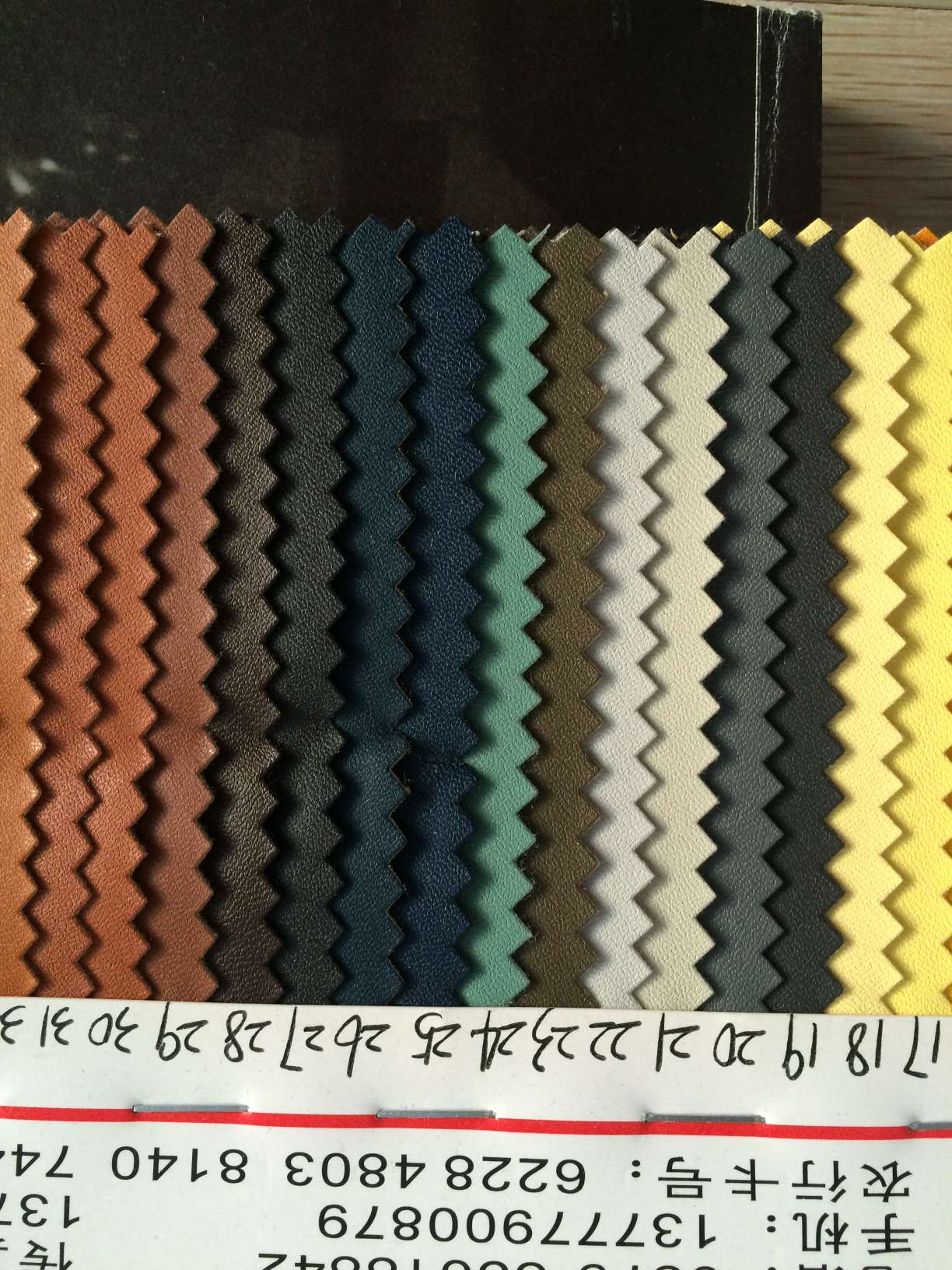 Factory direct sales of black pu leather with sheepskin texture for clothing undefined
