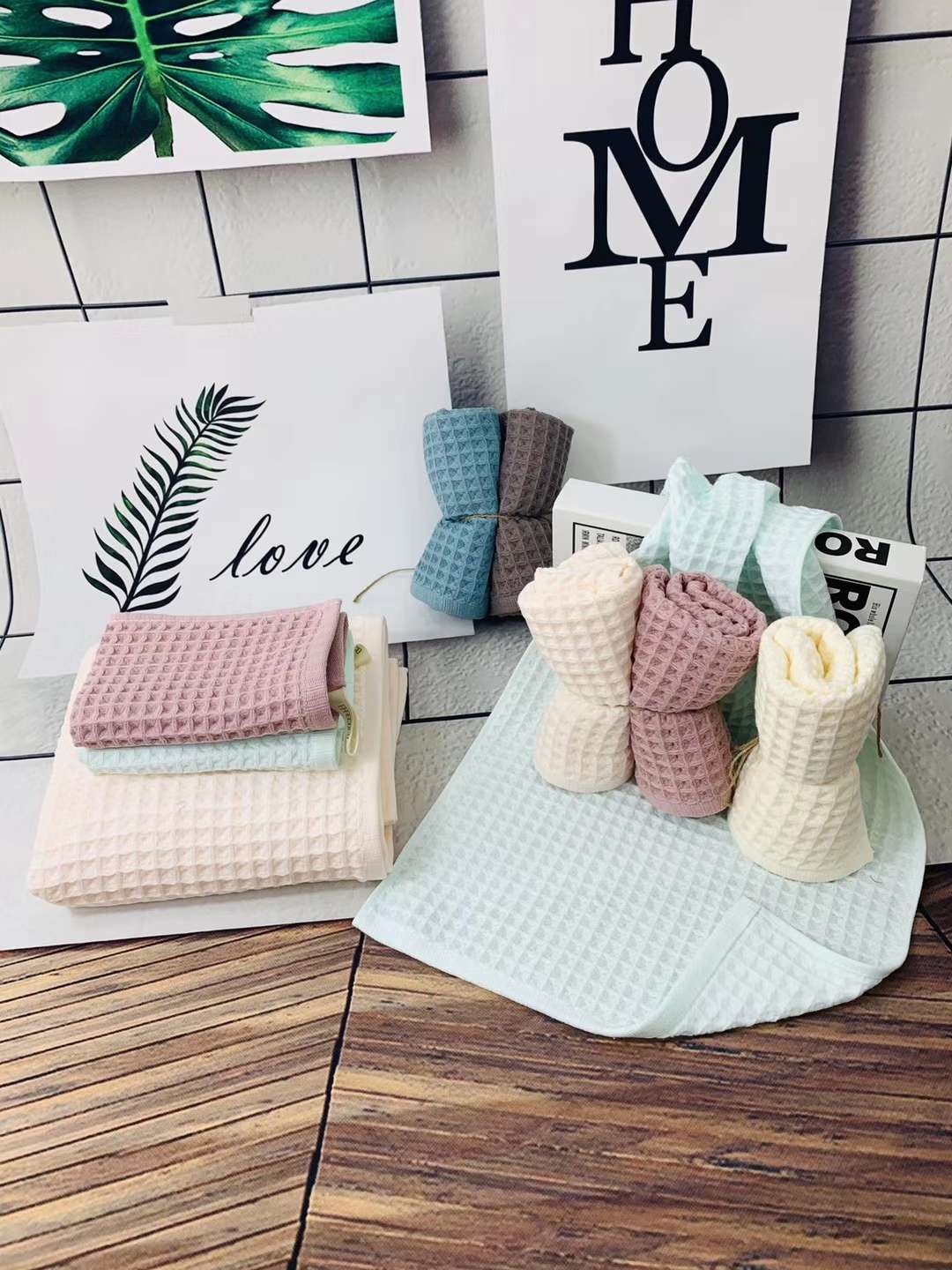 "Love Yourself, Love Your Family, Factory Direct sales of high-end pure cotton gauze towels, Waffle towels 3143
